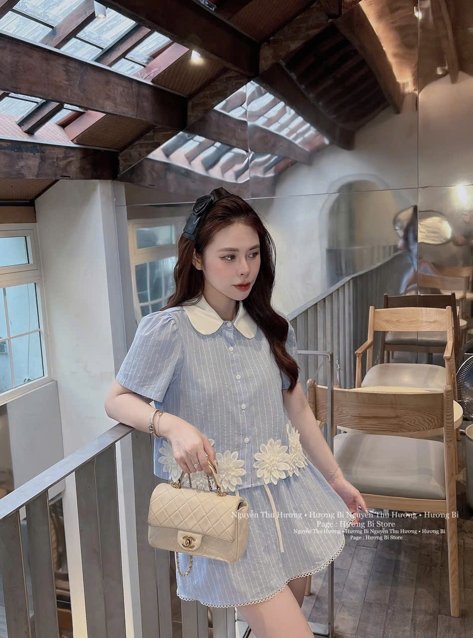 C301 - (GOM) SET KẺ XANH CỔ SEN TRẮNG ĐÍNH HOA NỔI CV