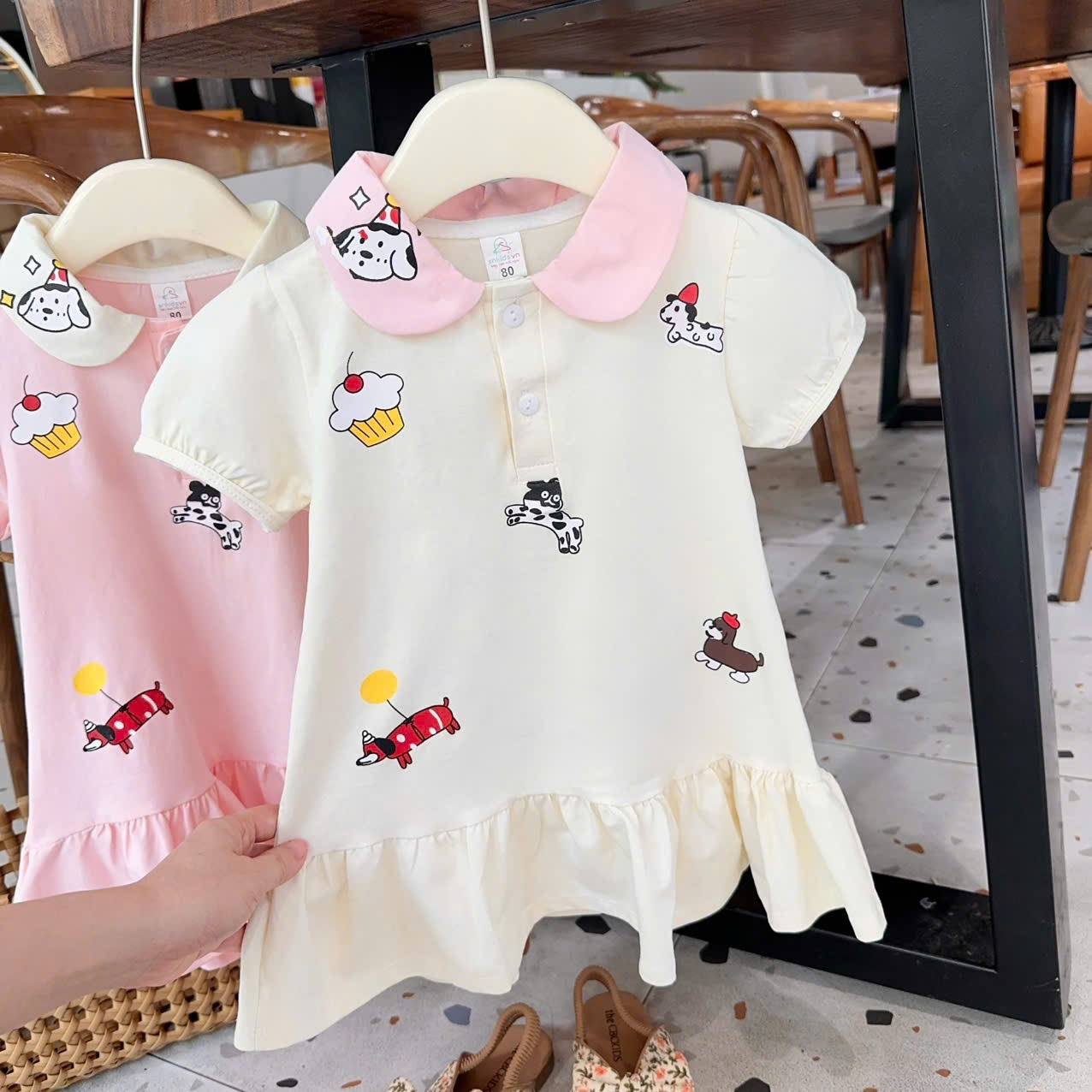C47 - VÁY POLO DÁNG SUÔNG PHỐI BÈO NHẸ 2 MÀU BE HỒNG