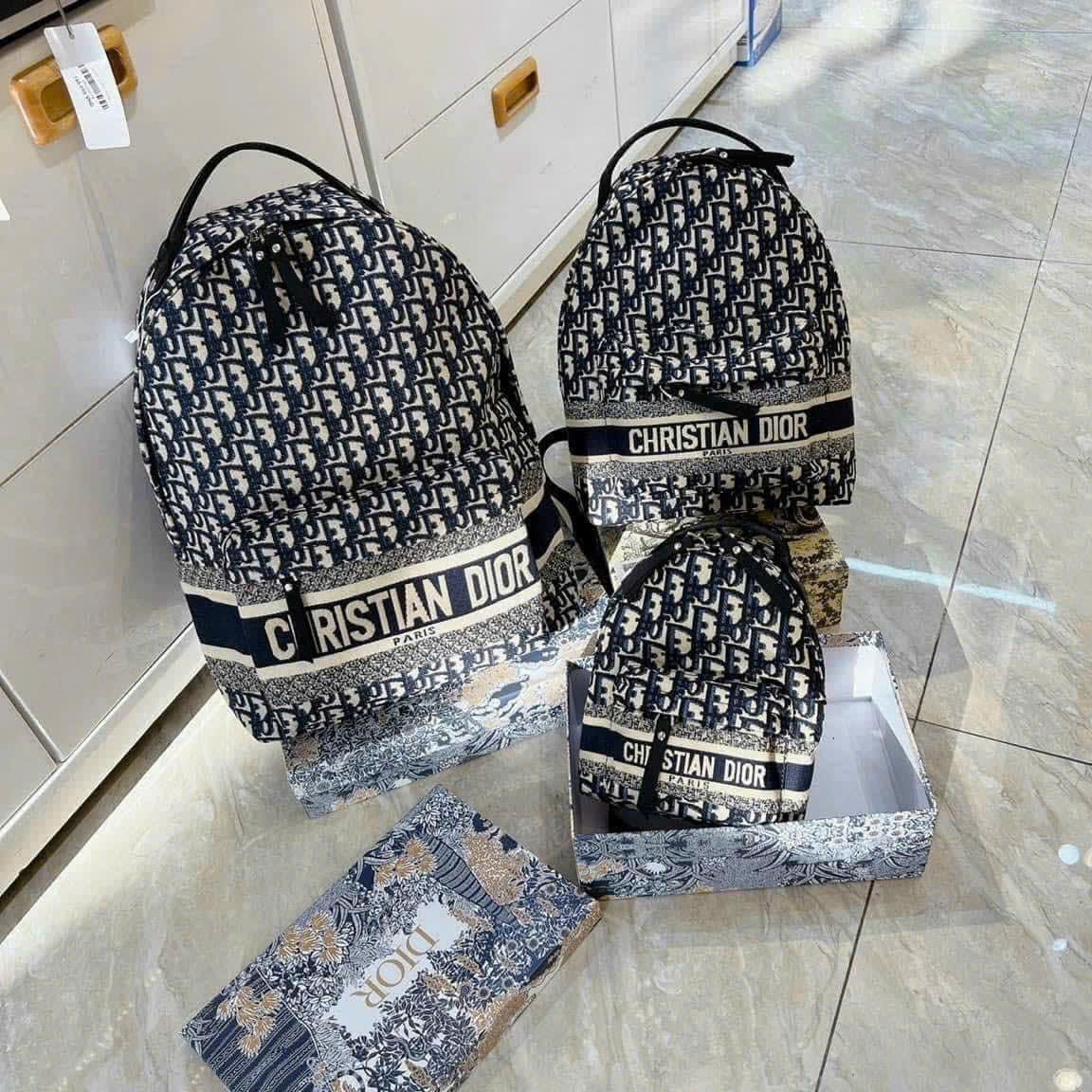 B163 - BA LỖ THỔ CẨM DI.OR 3 SIZE