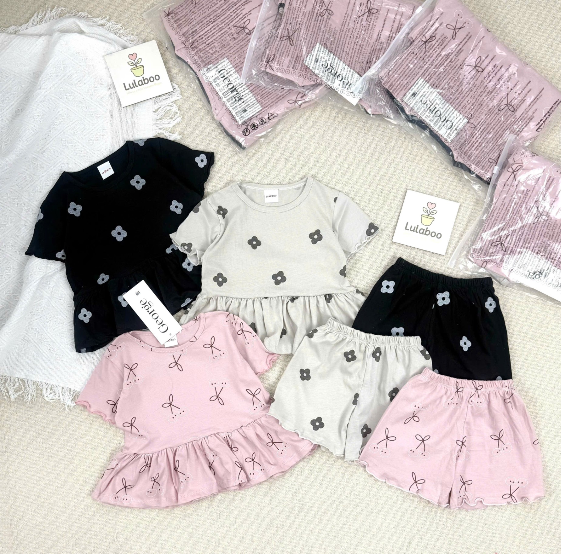 B640 - (GOM)SET 3 BỘ CỘC HOA NƠ HỒNG GHI ĐEN