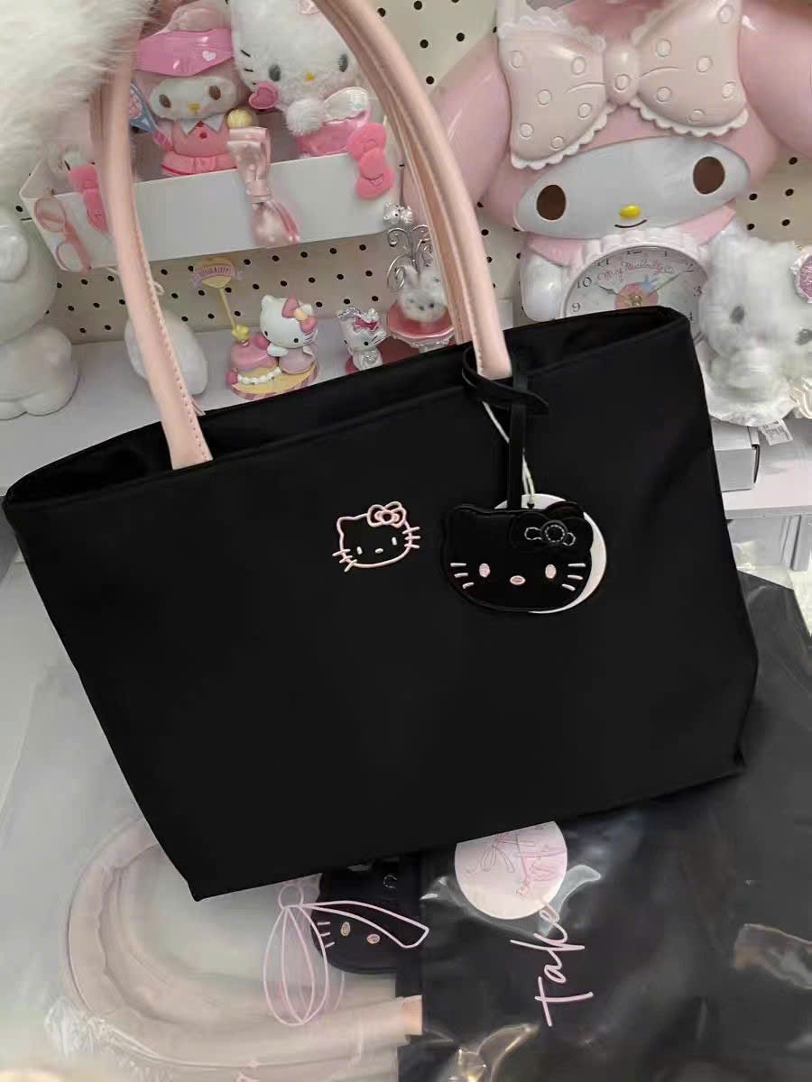 A846 - TÚI XÁCH ĐEN CANVAS KITTY