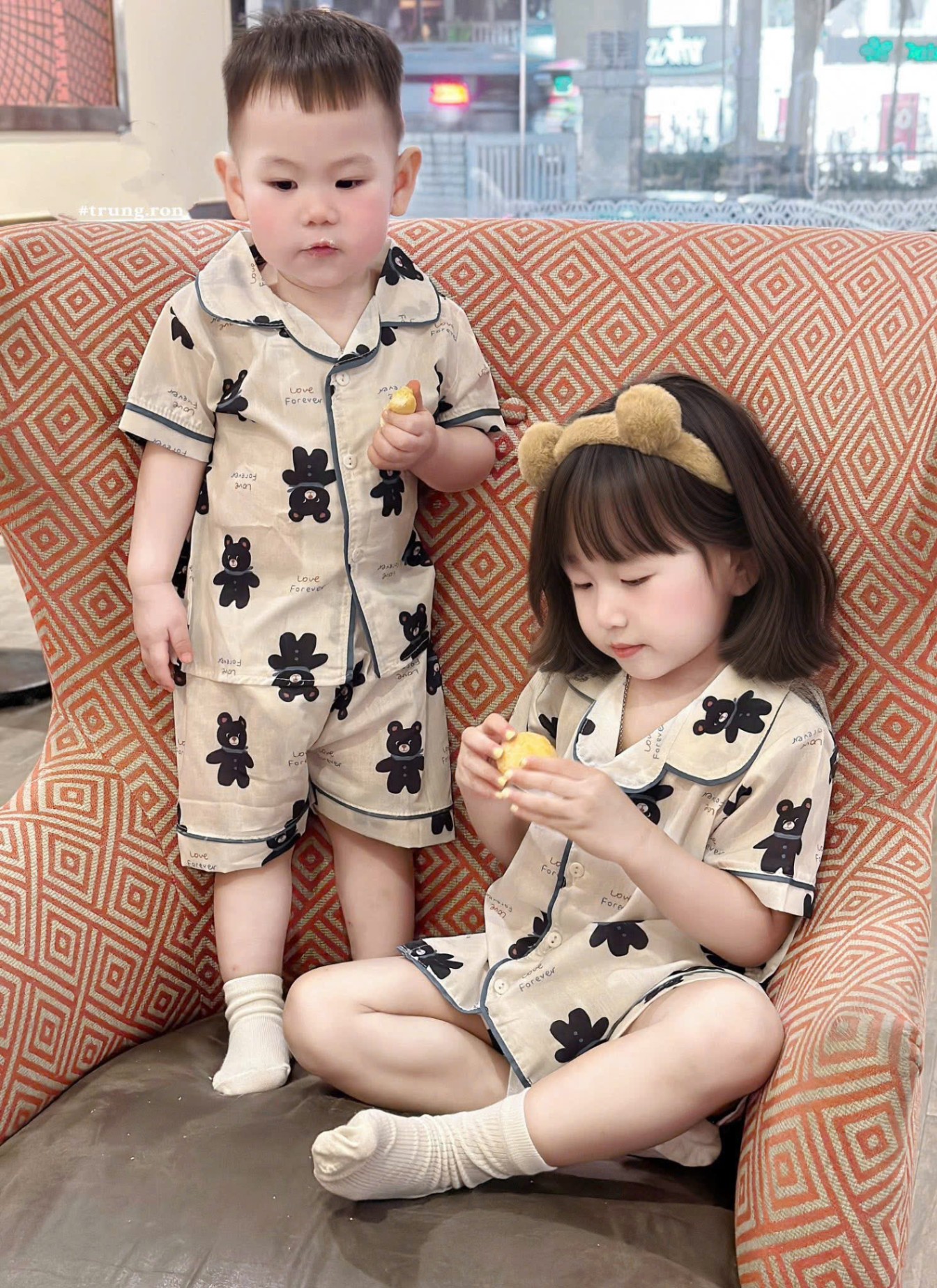 XẢ A319 - SET 2 BỘ PIJAMA GẤU ĐEN CHÓ