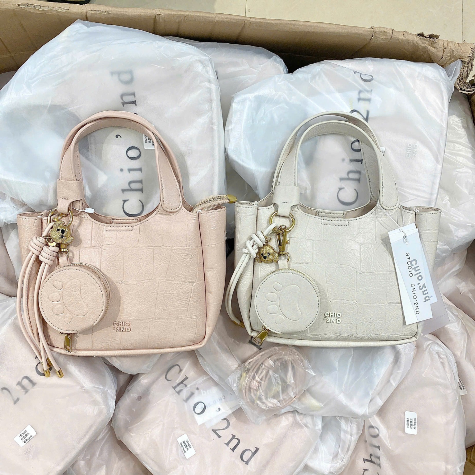 B226 - TÚI XÁCH CHIO MÀU PASTEL HỒNG TRẮNG KEM