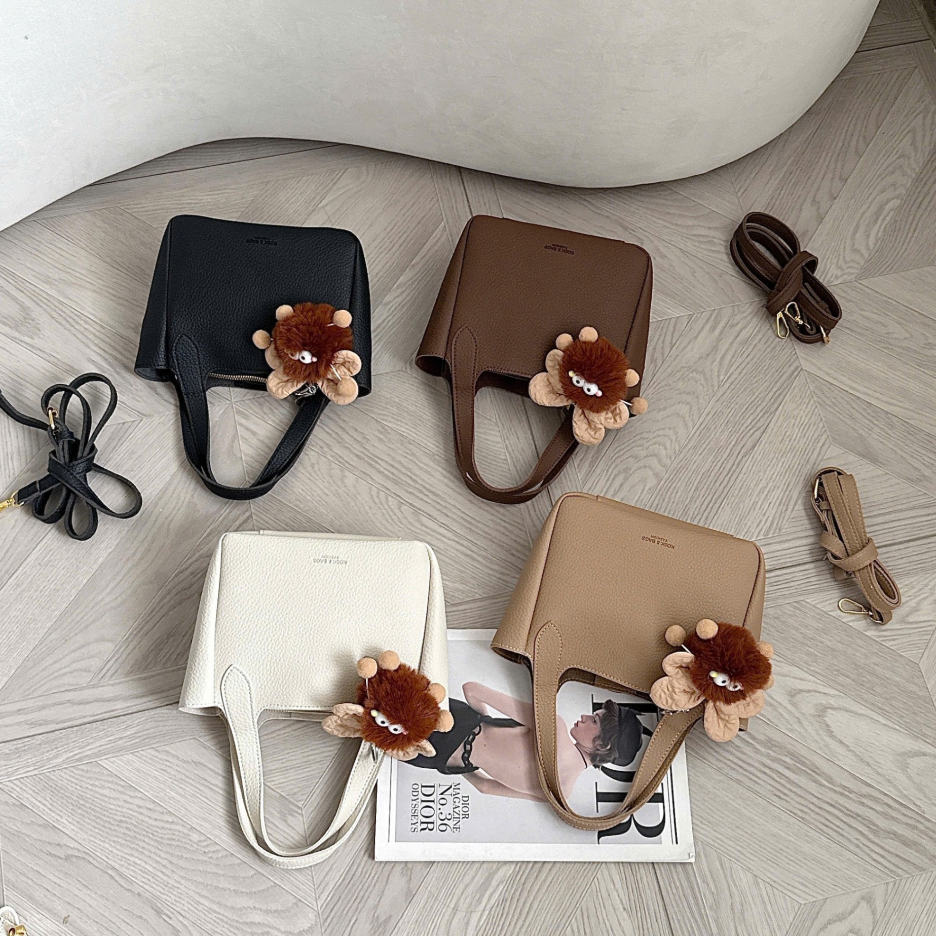 B735 - TÚI XÁCH QC DA SẦN SIZE 20