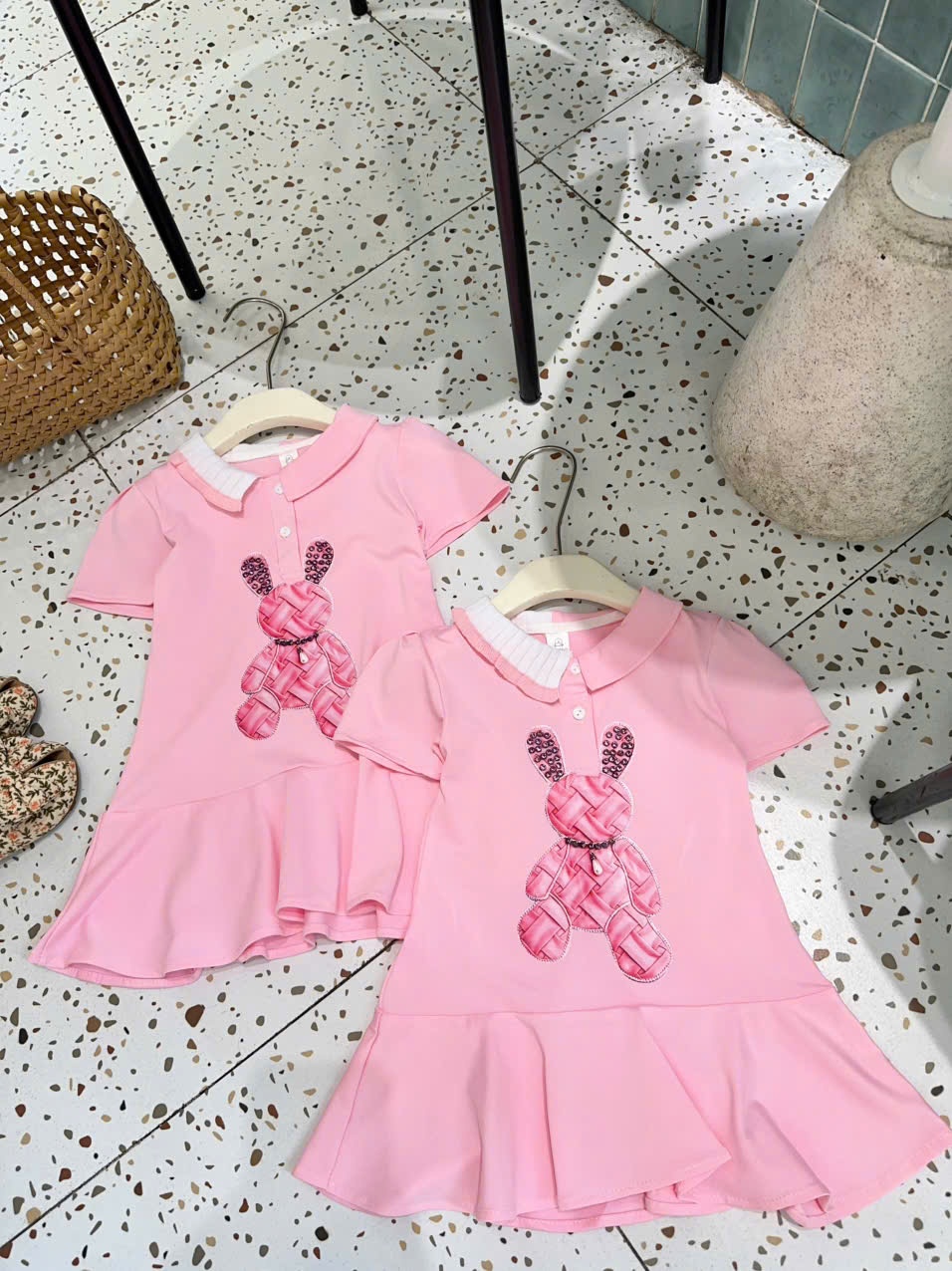 A597 - VÁY POLO THỎ HỒNG CỔ CÁCH ĐIỆU