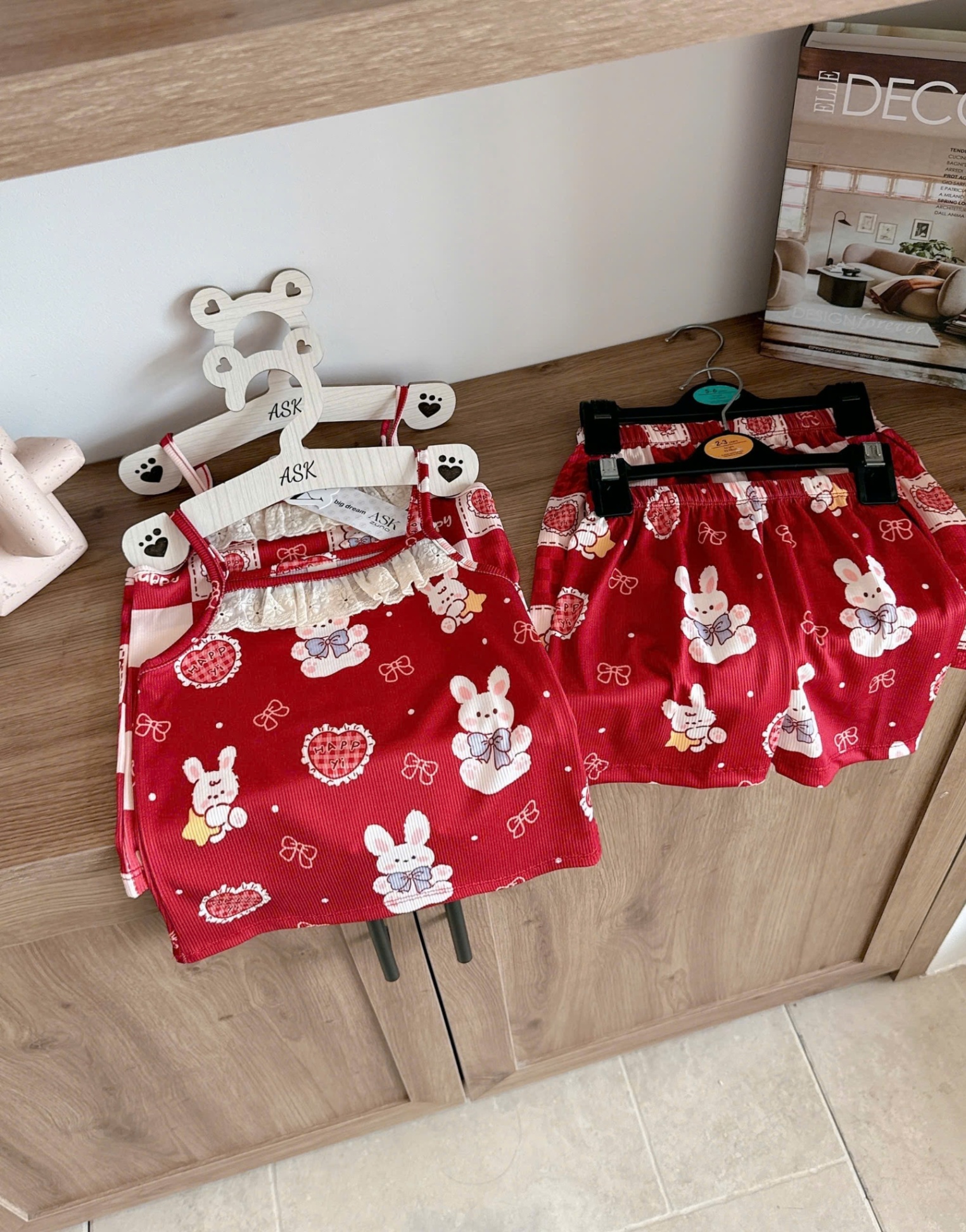 A823 - SET 2 BỘ 2 DÂY ĐỎ HÌNH THỎ VIỀN REN