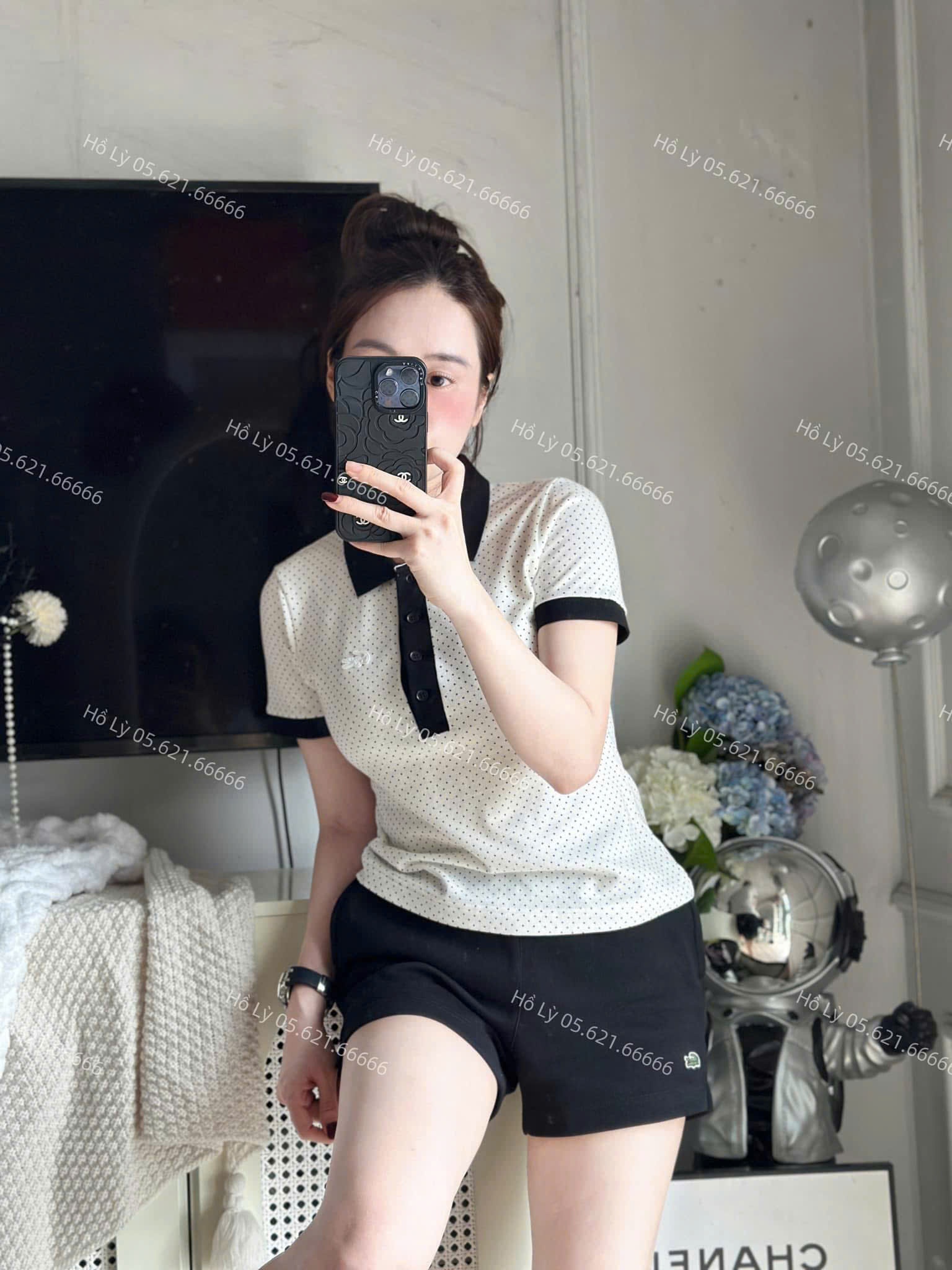A652 - ÁO POLO CÁ SẤU TRẮNG CHẤM BI CỔ VIỀN TAY ĐEN