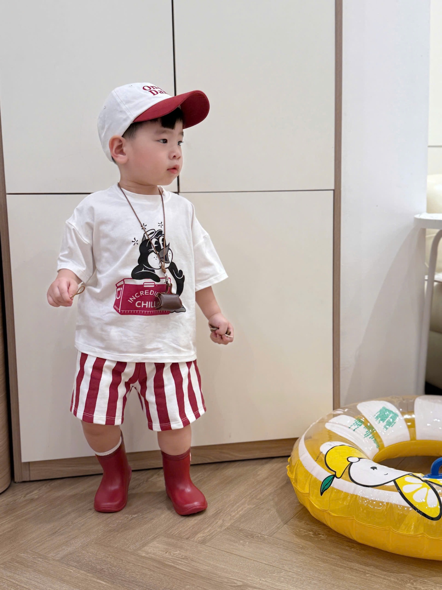 A148 - (GOM) SET 2 BỘ DAY DREAM ĐEN TRẮNG QUẦN KẺ ĐỎ VÀNG