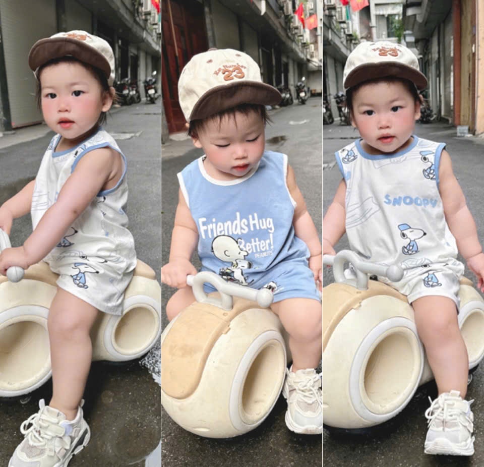 B413 - SET 2 BỘ BA LỖ SNOOPY TRẮNG XANH