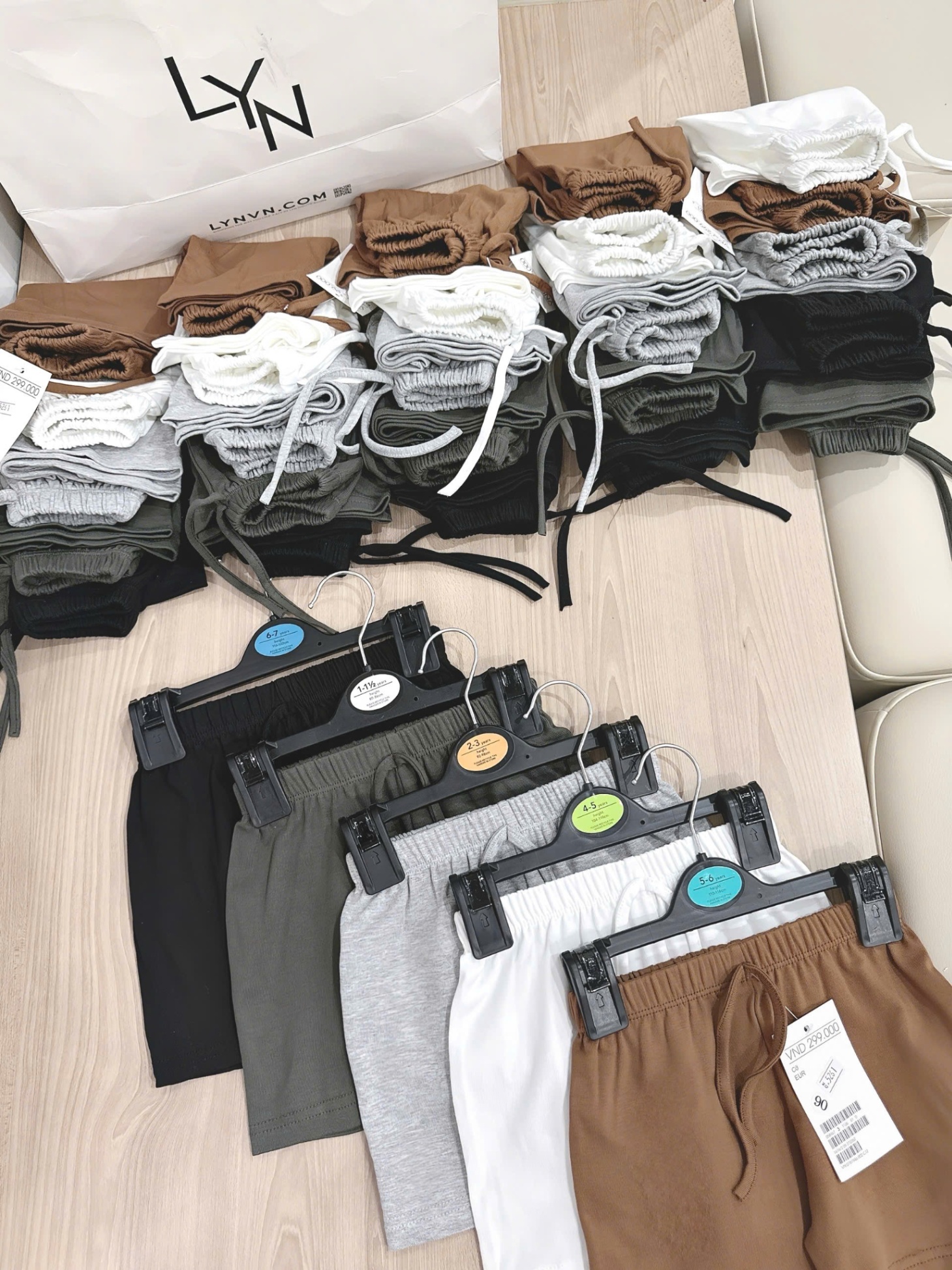 XẢ A777 - SET 5 QUẦN ZIP TONE NÂU XÁM BÉ TRAI