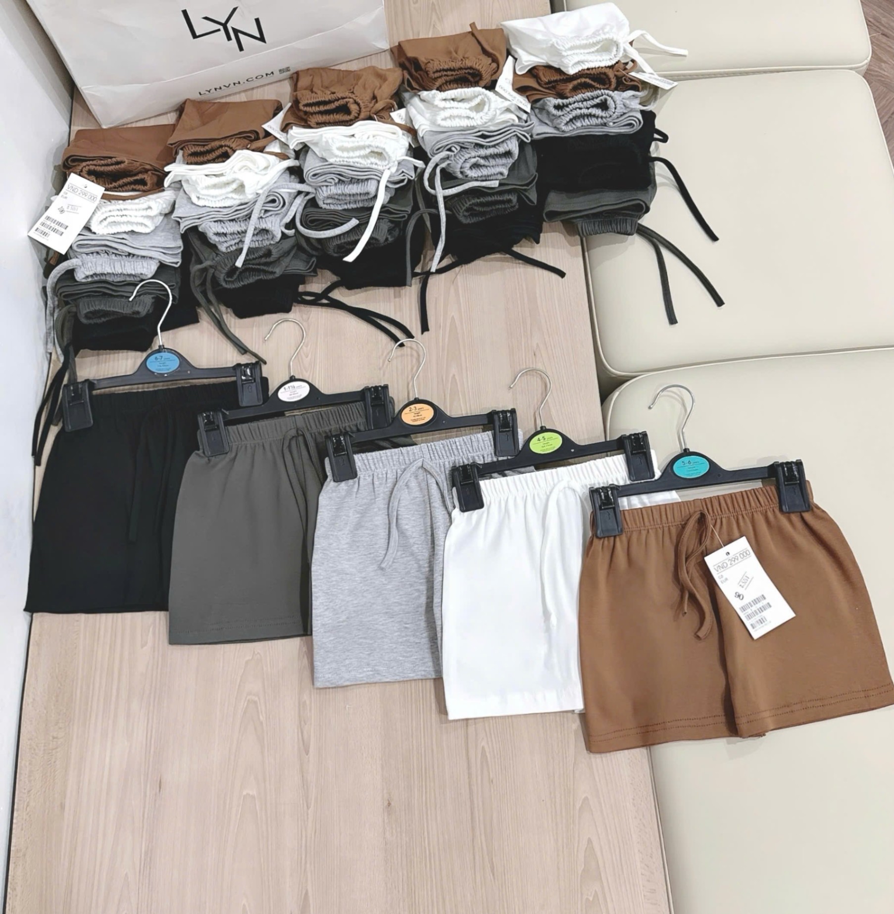 XẢ A777 - SET 5 QUẦN ZIP TONE NÂU XÁM BÉ TRAI