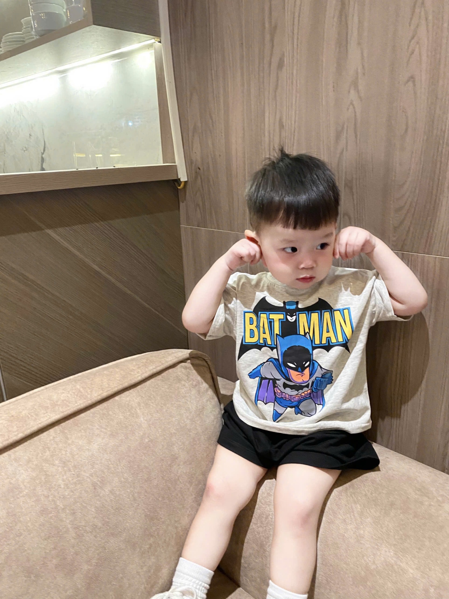 A749 - SET 3 ÁO CAPTAIN BATMAN MARVEL ĐỎ TRASWNGS XÁM