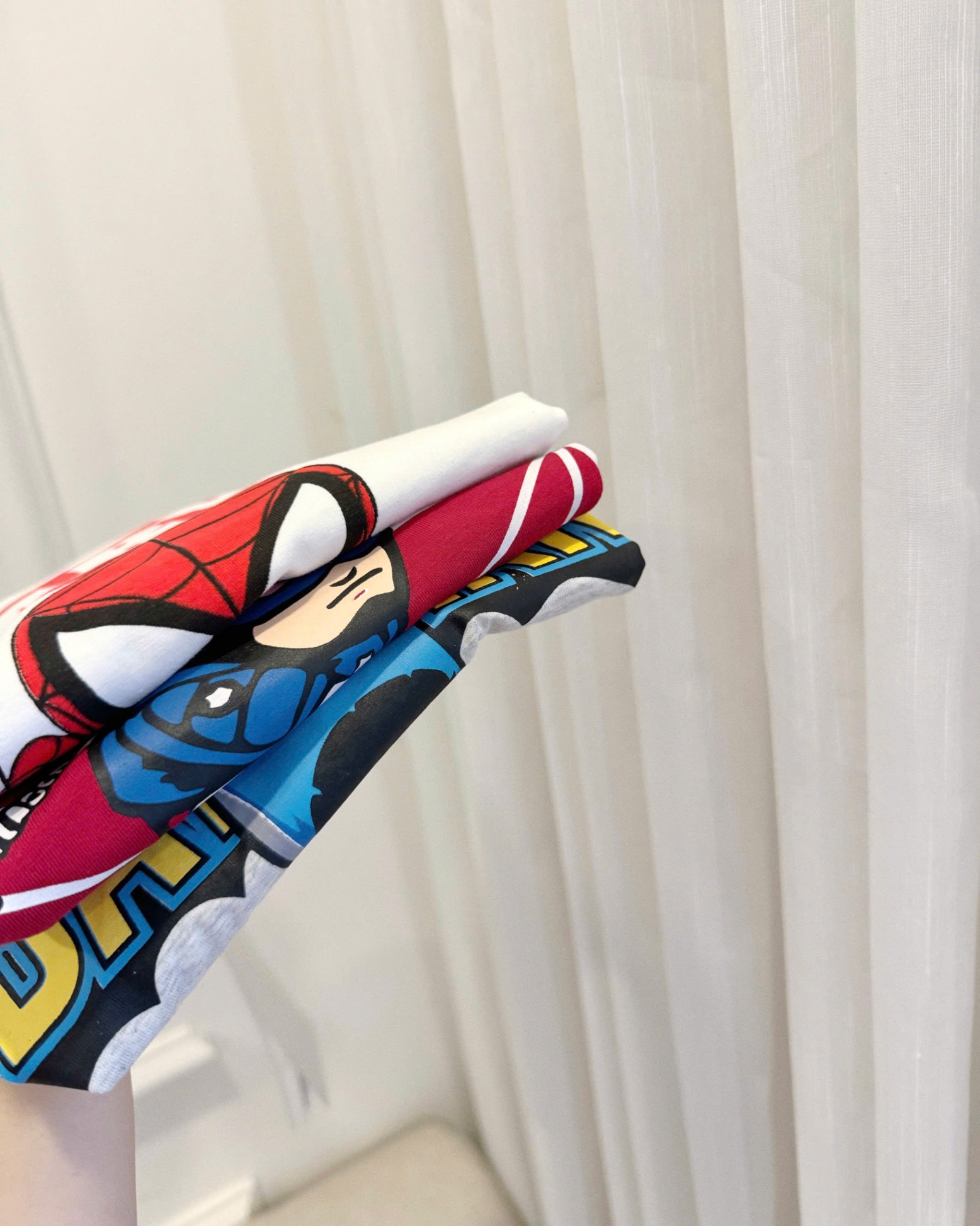 A749 - SET 3 ÁO CAPTAIN BATMAN MARVEL ĐỎ TRASWNGS XÁM