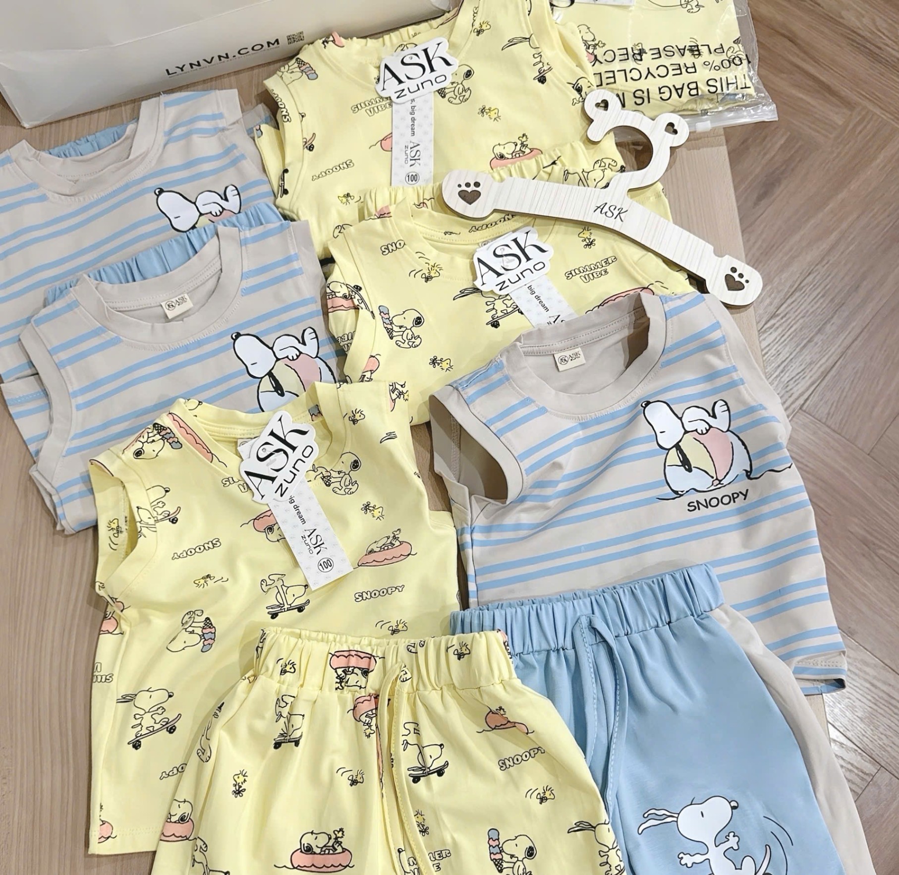 C314 - SET 2 BỘ SNOOPY SỌC XANH VÀNG