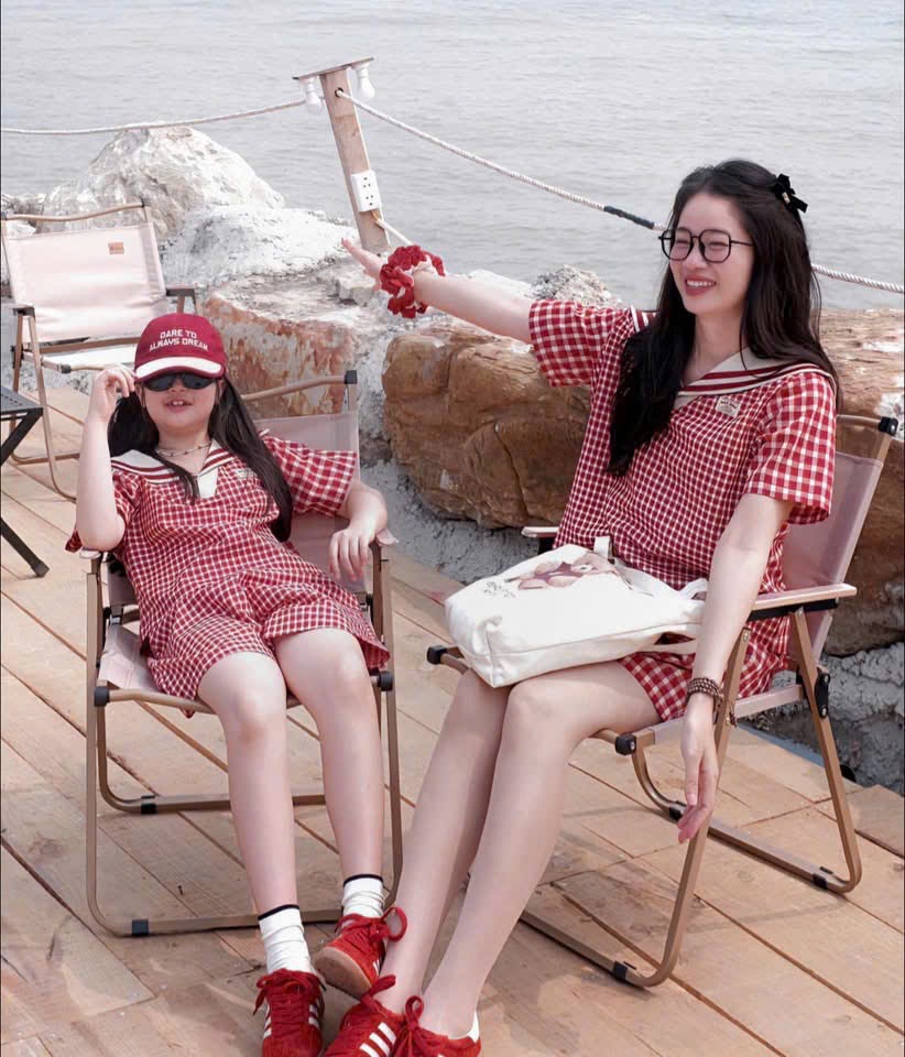 C333 - SET CARO ĐỎ CỔ THỦY THỦ MẸ BÉ