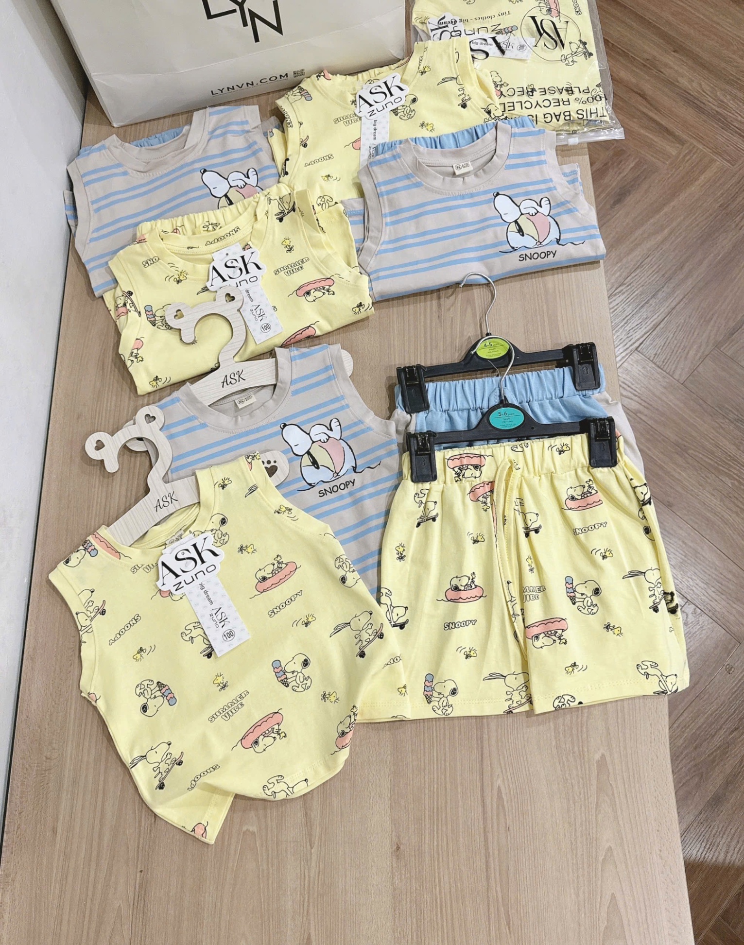 C314 - SET 2 BỘ SNOOPY SỌC XANH VÀNG