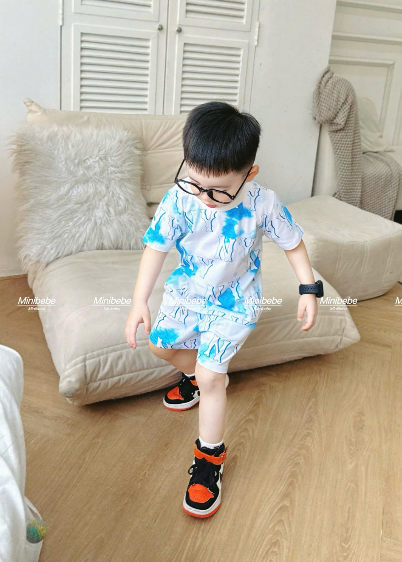 XẢ B100 - SET 2 BỘ N.Y TRẮNG XANH