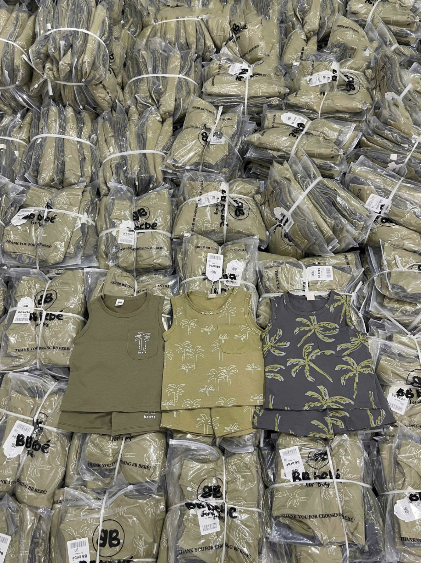 C133 - SET 3 BỘ CÂY DỪA RÊU GHI