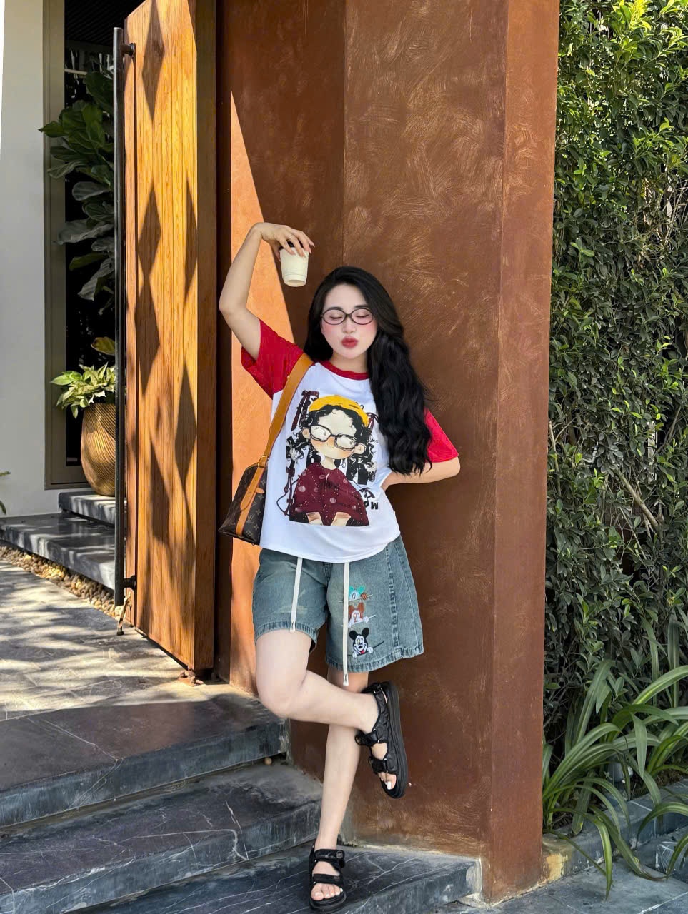 B356 - SET PHÔNG CÔ GÁI TAY PHỐI ĐỎ QUẦN JEAN MICKEY