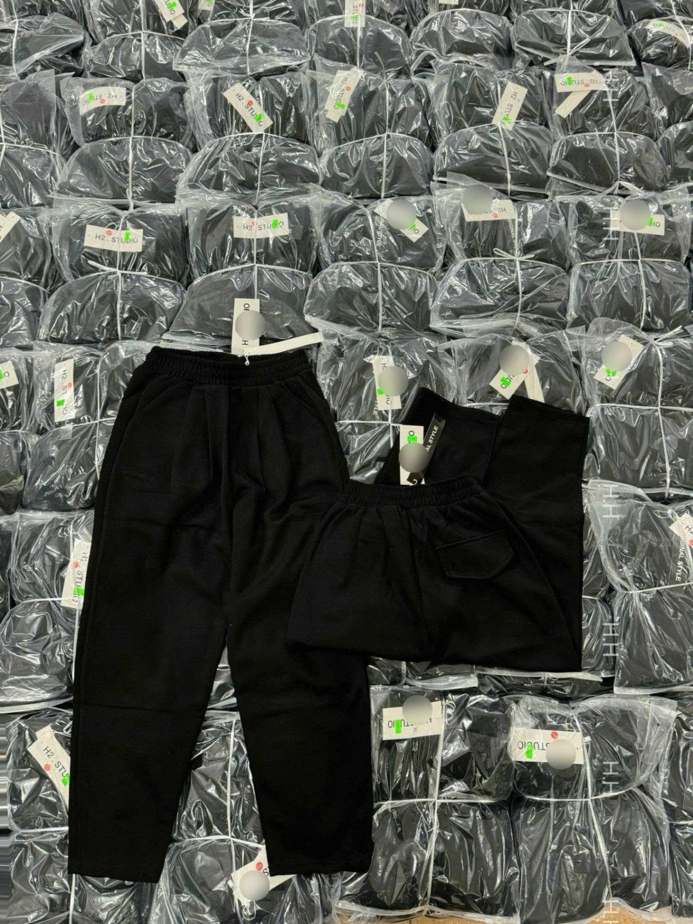 B589 - QUẦN BAGGI ĐEN UMI