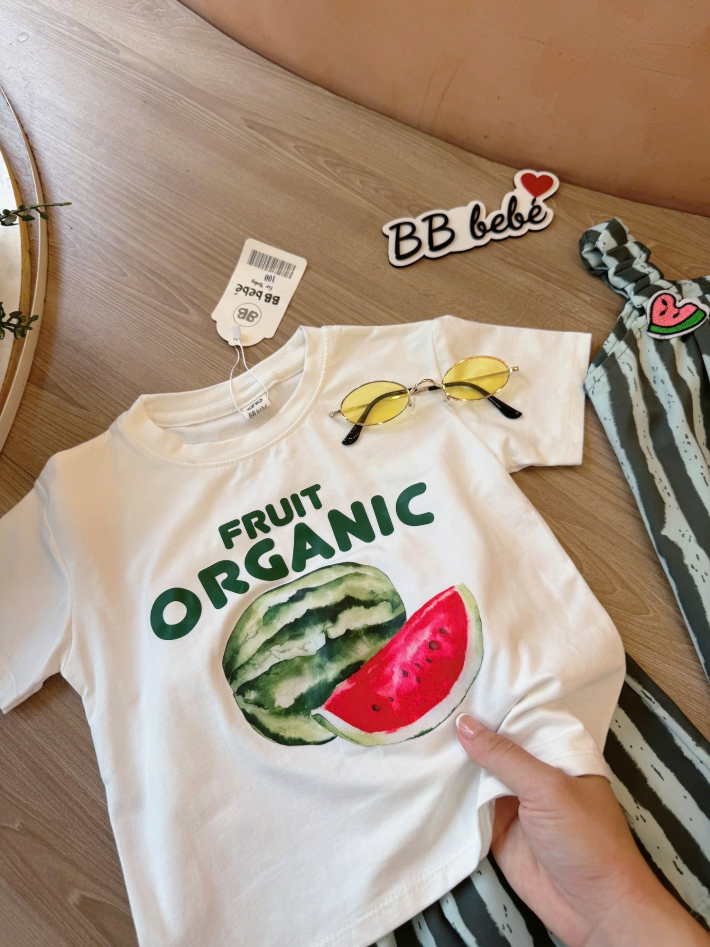 C275 - SET ĐÔI BÉ TRAI BÉ GÁI DƯA HẤU