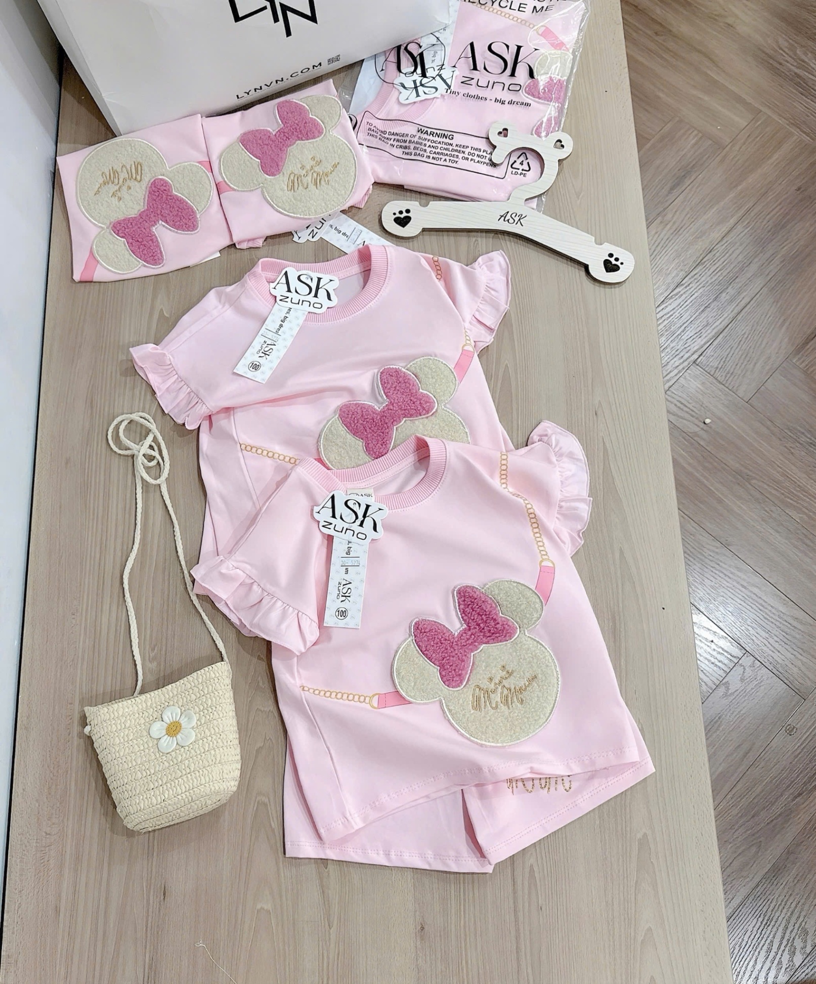 C88 - SET BỘ HỒNG MINNIE THÊU ĐÁP LÔNG NỔI