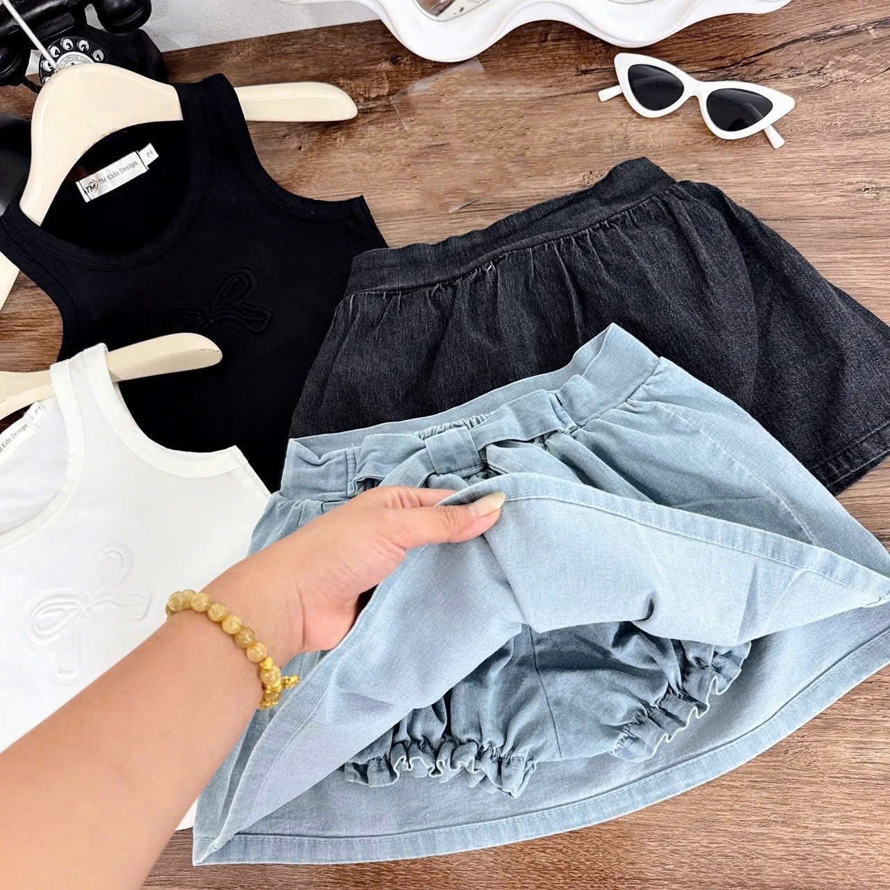 A200 -(GOM) SET ÁO BA LỖ THÊU NƠ CV JEAN