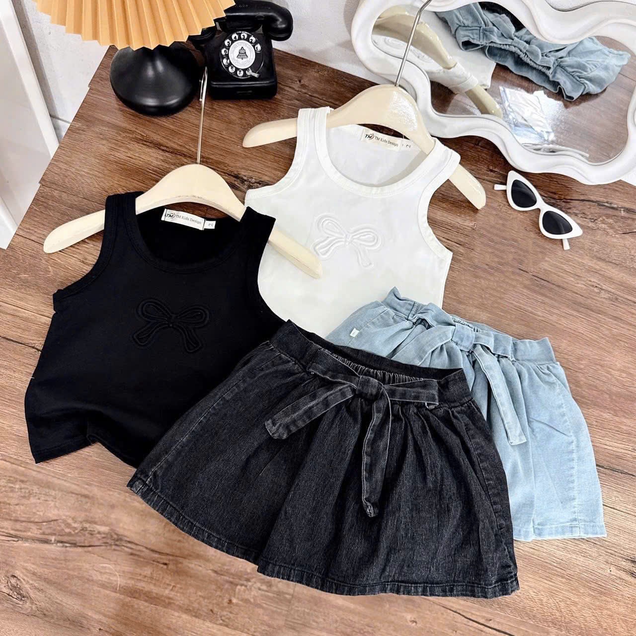 A200 -(GOM) SET ÁO BA LỖ THÊU NƠ CV JEAN