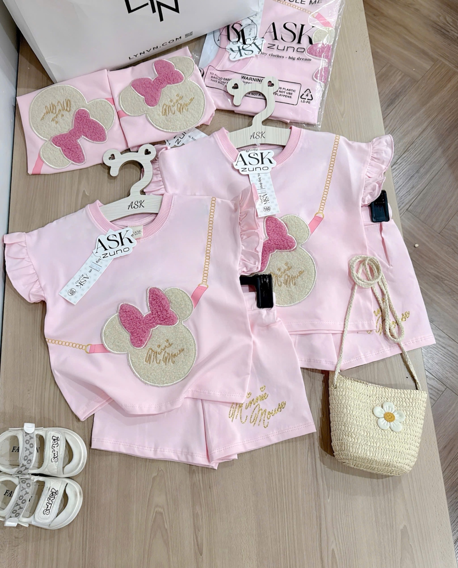 C88 - SET BỘ HỒNG MINNIE THÊU ĐÁP LÔNG NỔI