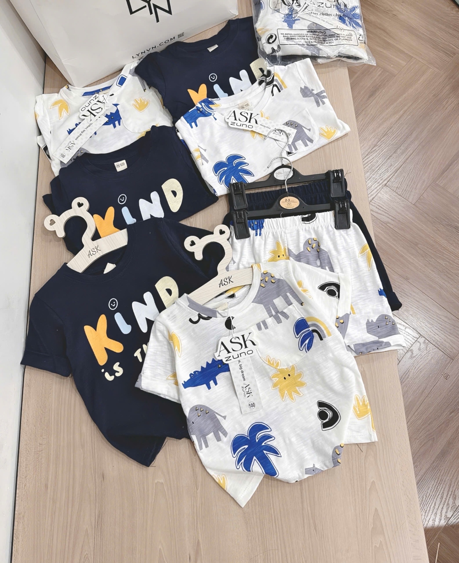C313 - SET 2 BỘ KIND CÂY CỪA THAN BE