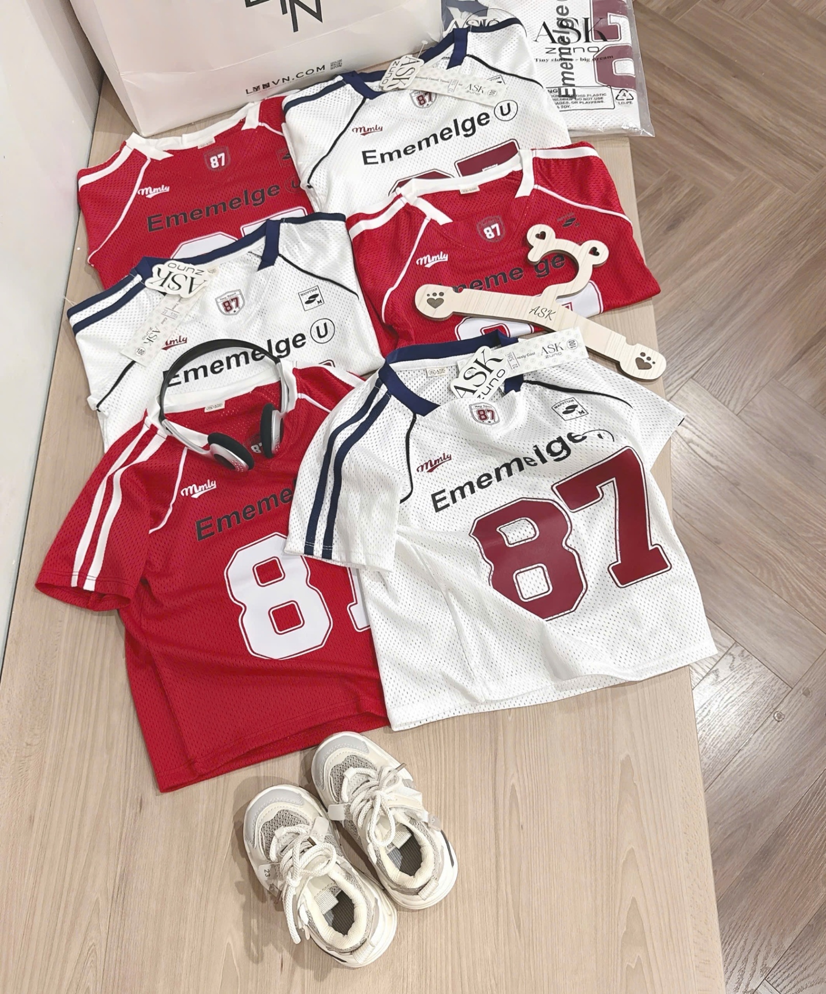 C385 - SET 2 ÁO PHÔNG LƯỚI SỐ 87 TRẮNG ĐỎ