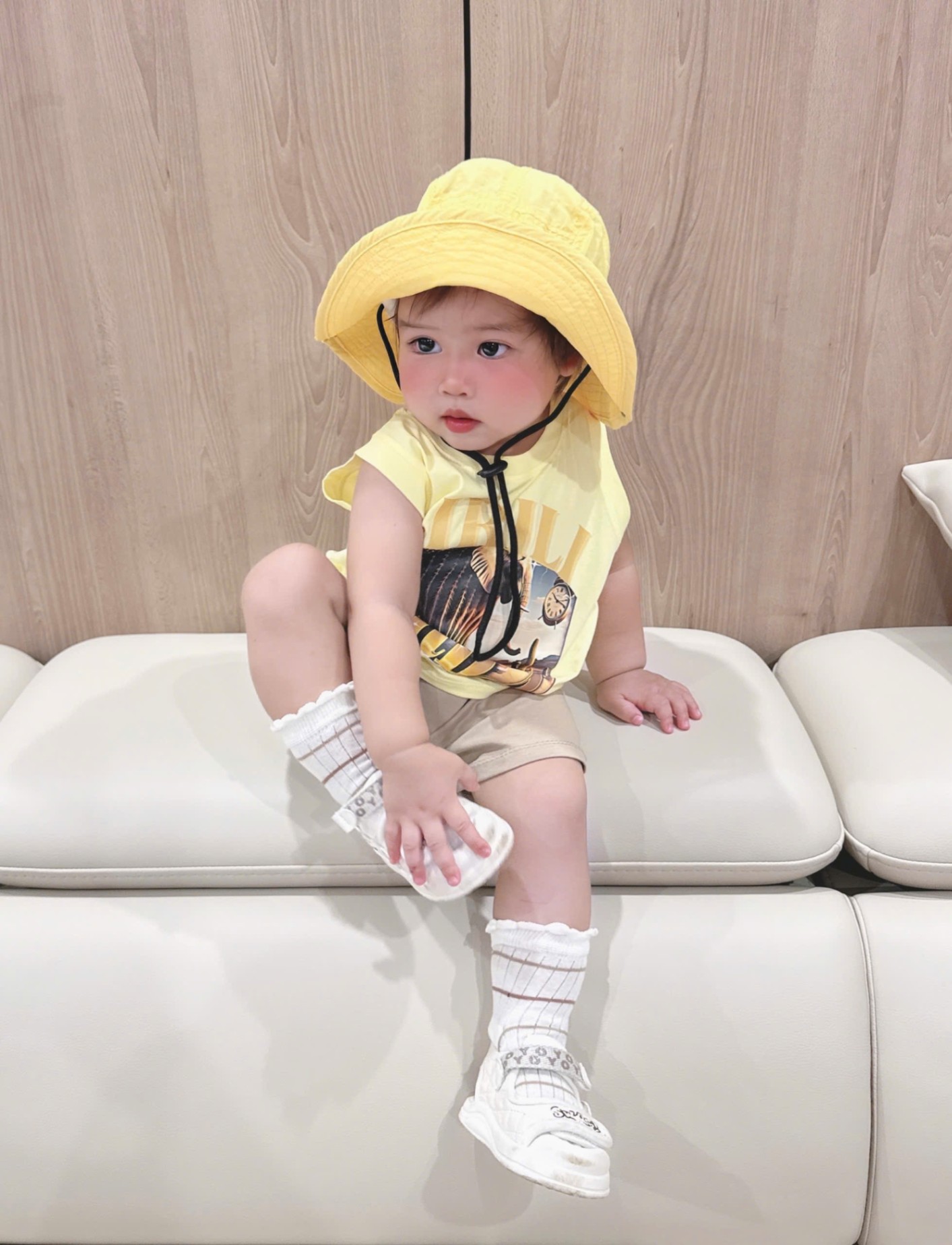A775 - SET BỘ VOI LIRILI LARILA VÀNG QUẦN NÂU