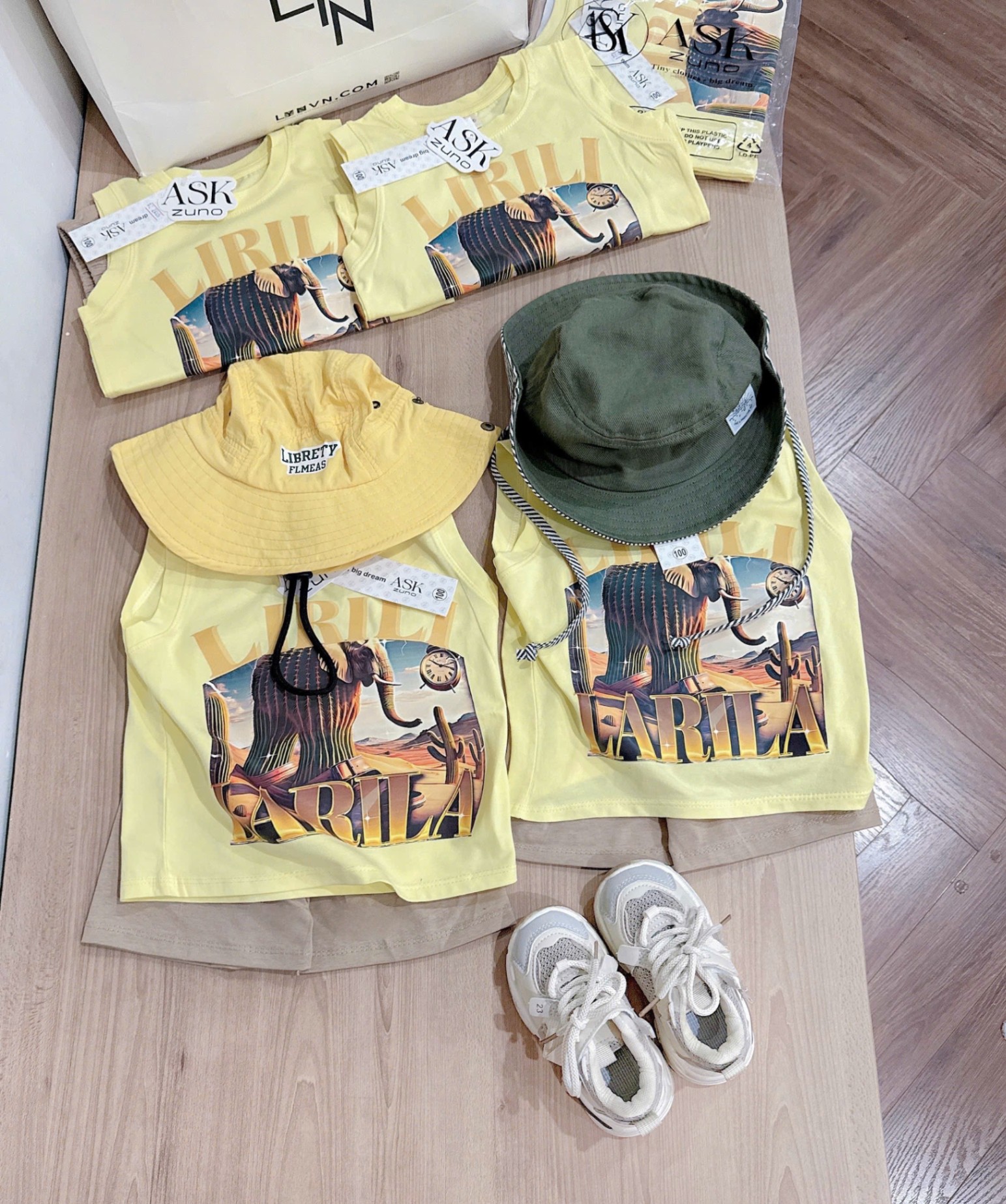 A775 - SET BỘ VOI LIRILI LARILA VÀNG QUẦN NÂU