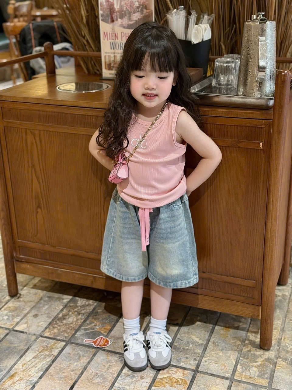 A08 -(GOM) SET ÁO SÁT NÁCH ALO VÀNG HỒNG QUẦN BÒ NGỐ