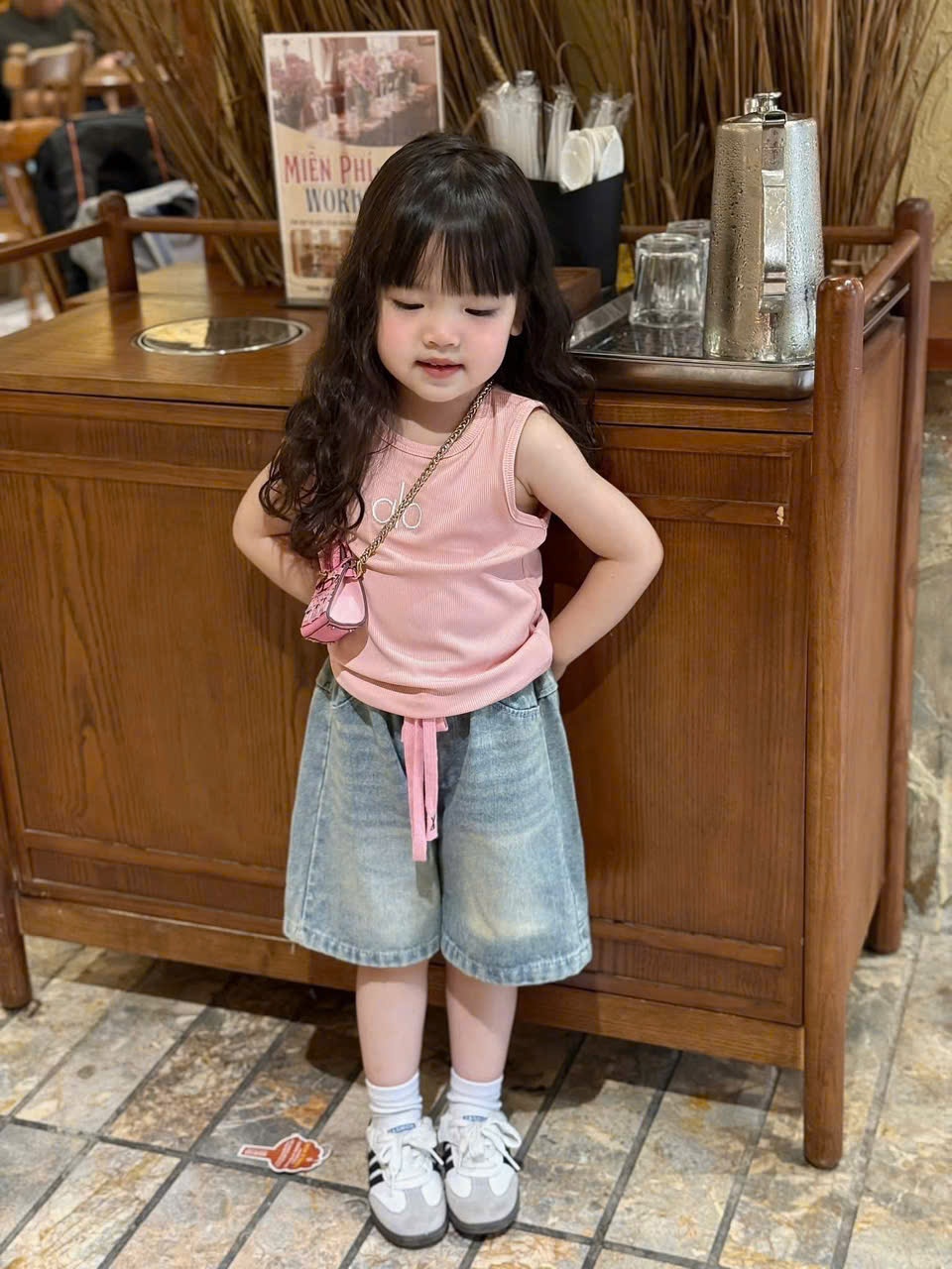 A08 -(GOM) SET ÁO SÁT NÁCH ALO VÀNG HỒNG QUẦN BÒ NGỐ