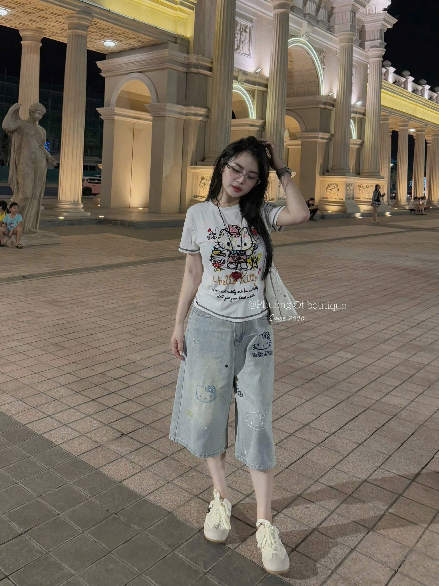 B626 - (GOM) SET BỘ HELLO KITTY TRẮNG QUẦN JEAN
