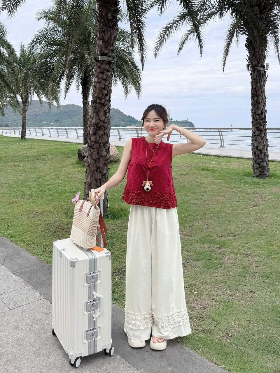 C72 - (GOM) SET ÁO ĐỎ ĐŨI QUẦN BE BÈO GẤU