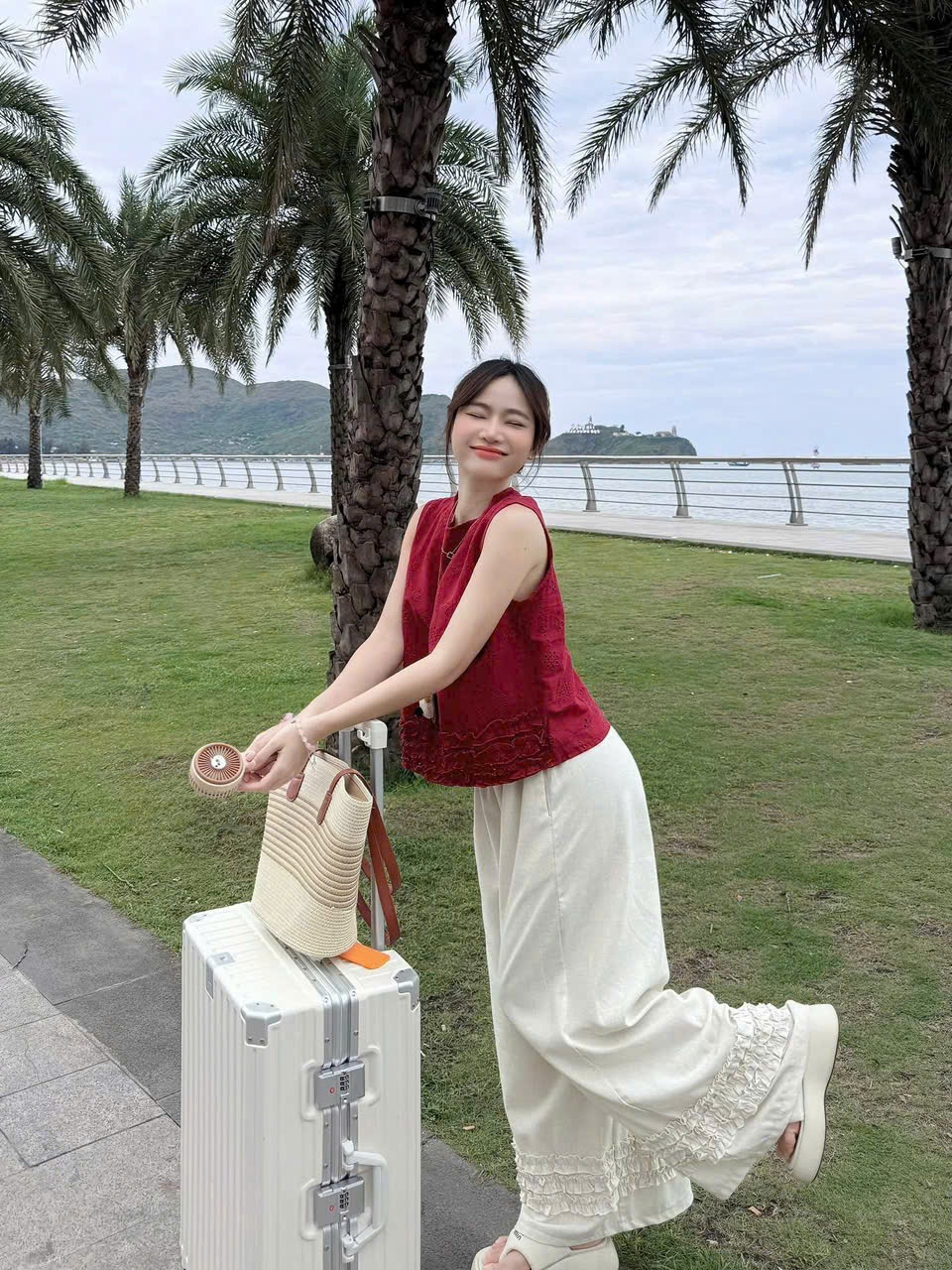 C72 - (GOM) SET ÁO ĐỎ ĐŨI QUẦN BE BÈO GẤU