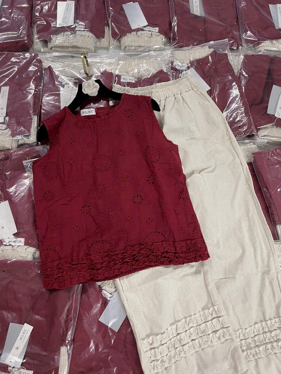 C72 - (GOM) SET ÁO ĐỎ ĐŨI QUẦN BE BÈO GẤU