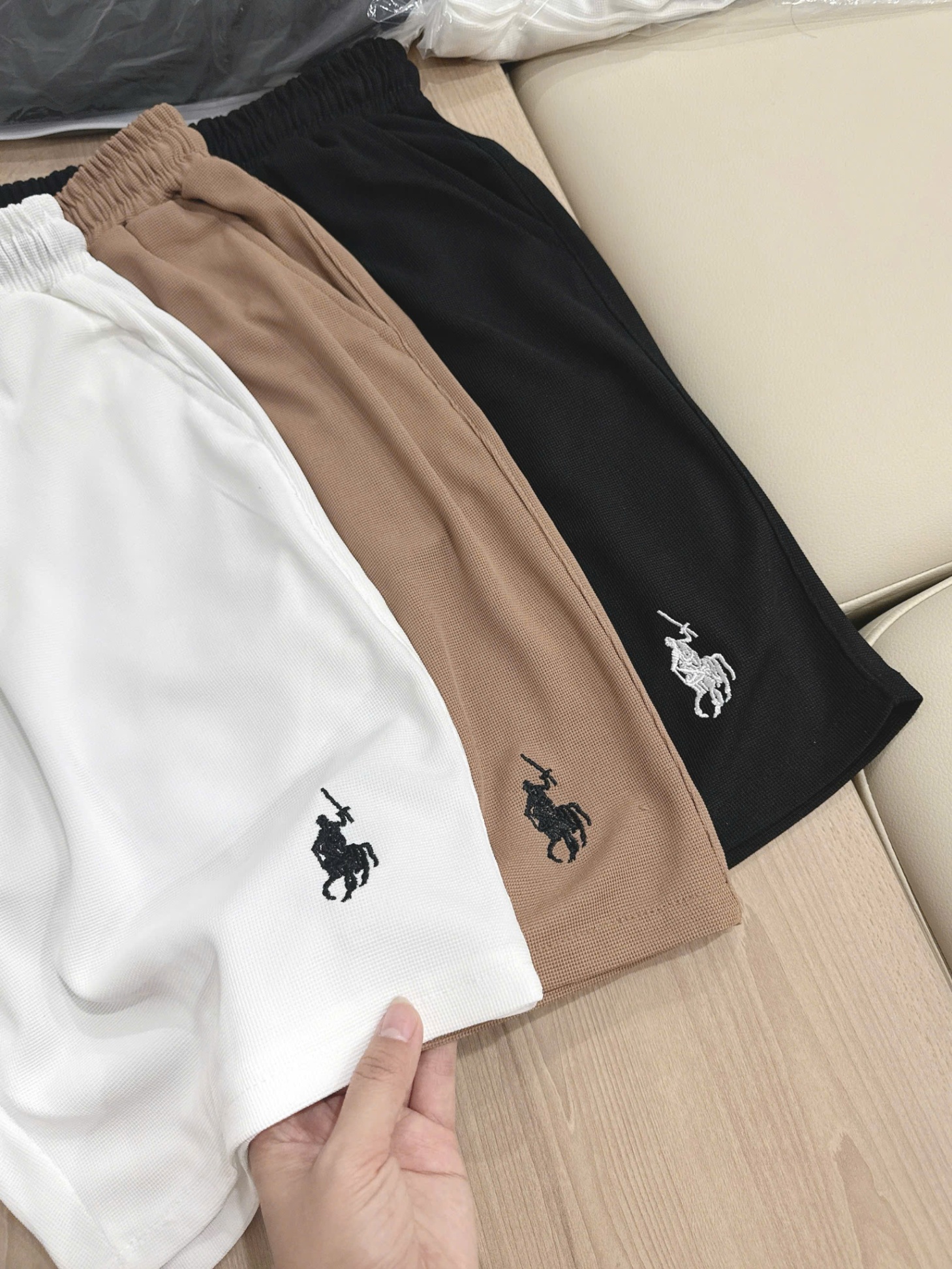 B650 - (GOM)SET 3 QUẦN SHORT NAM TỔ ONG TRẮNG ĐEN NÂU
