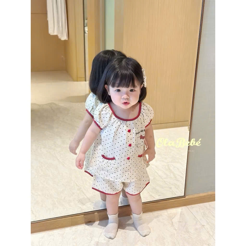 B949 - SET ĐÔI MẸ CON TRẮNG CHẤM BI DỎ