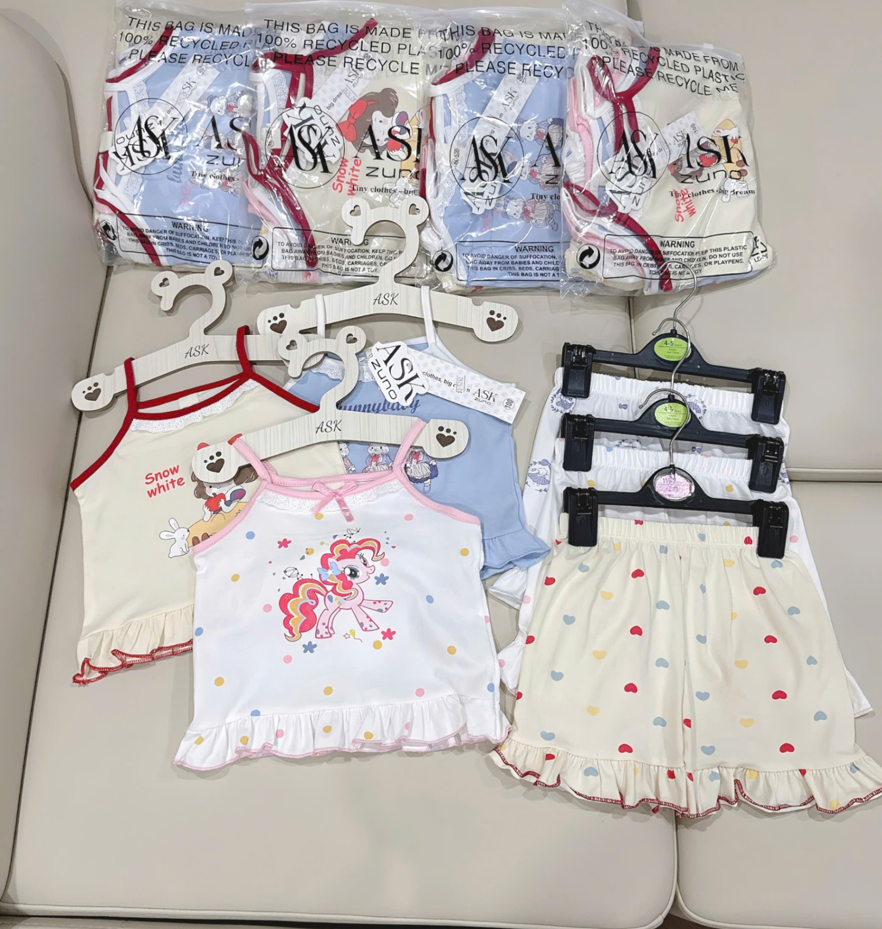 C274 - SET 3 BỘ BẠCH TUYẾT ĐỎ PONY HỒNG THỎ XANH