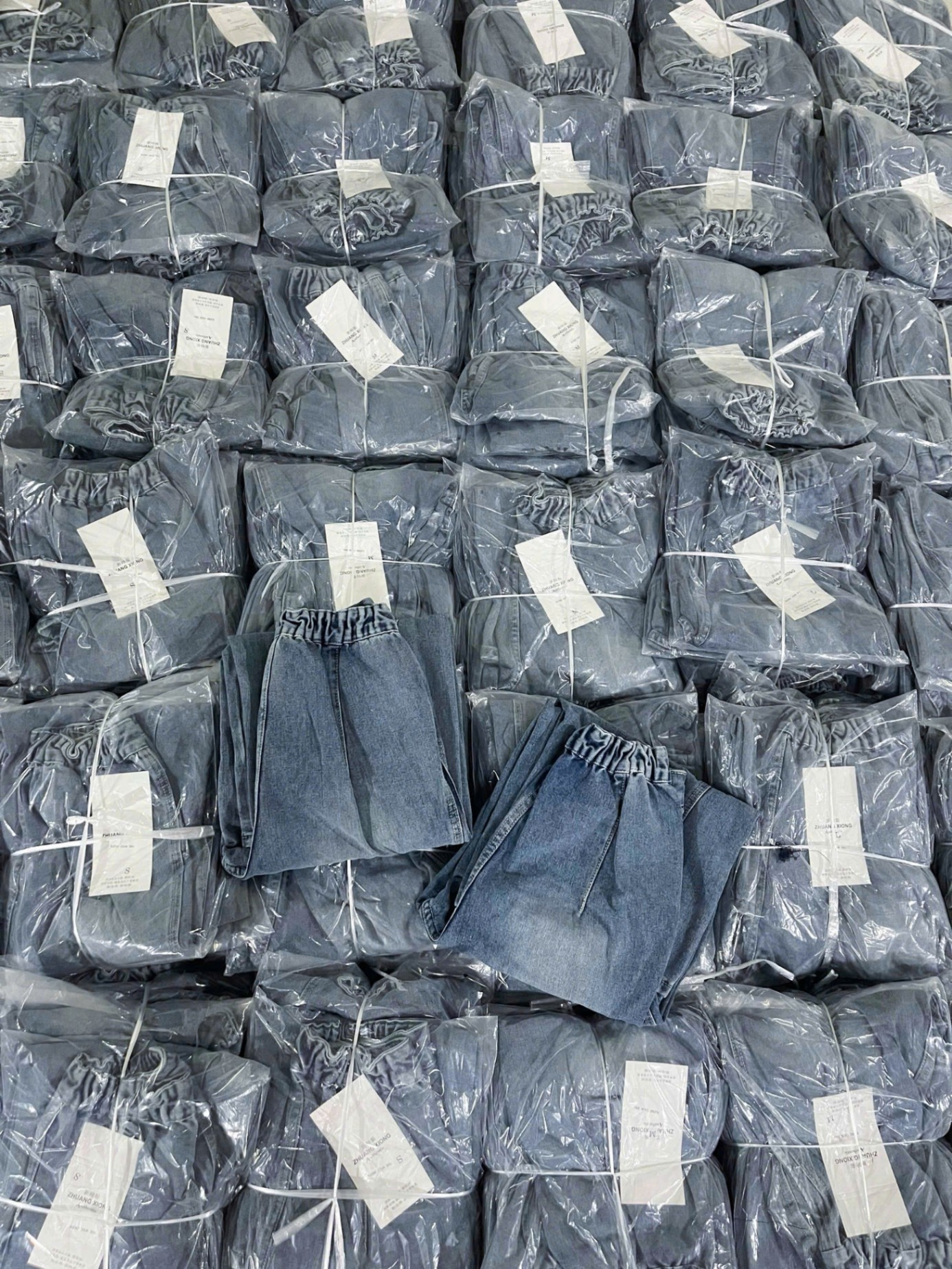 C240 - (GOM) QUẦN JEANS BAGGY CẠP BÁN CHUN