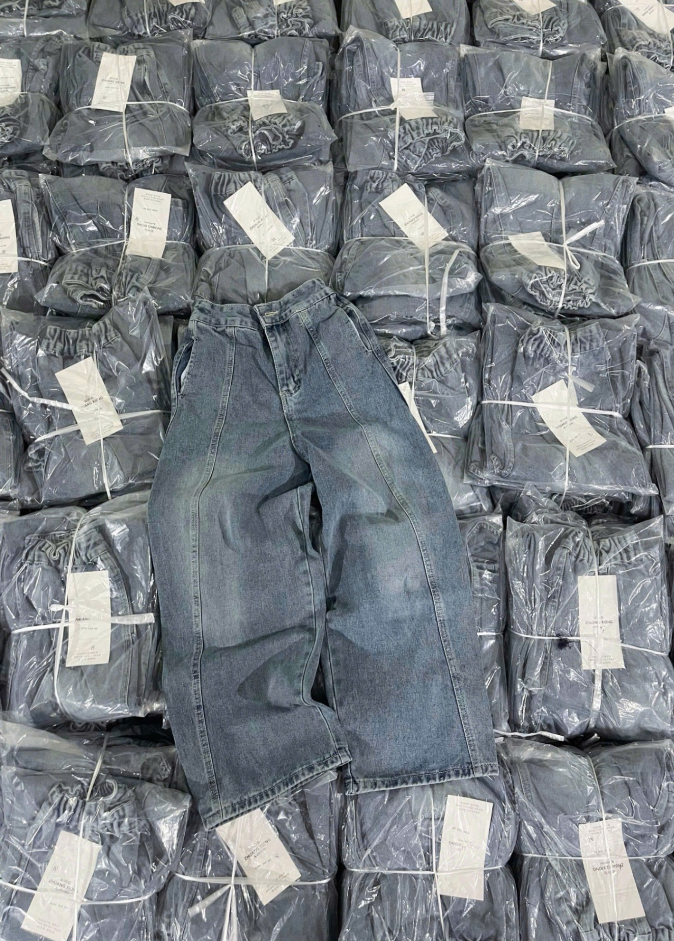 C240 - (GOM) QUẦN JEANS BAGGY CẠP BÁN CHUN