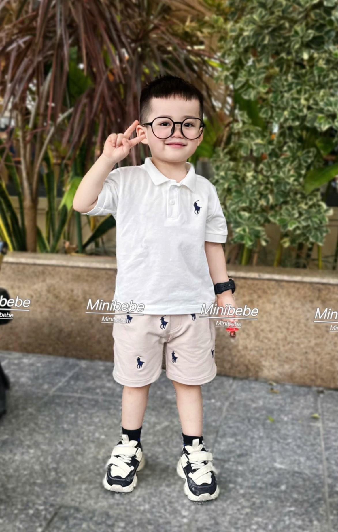 C168 - SET ÁO POLO TRẮNG QUẦN BE THÊU NGỰA