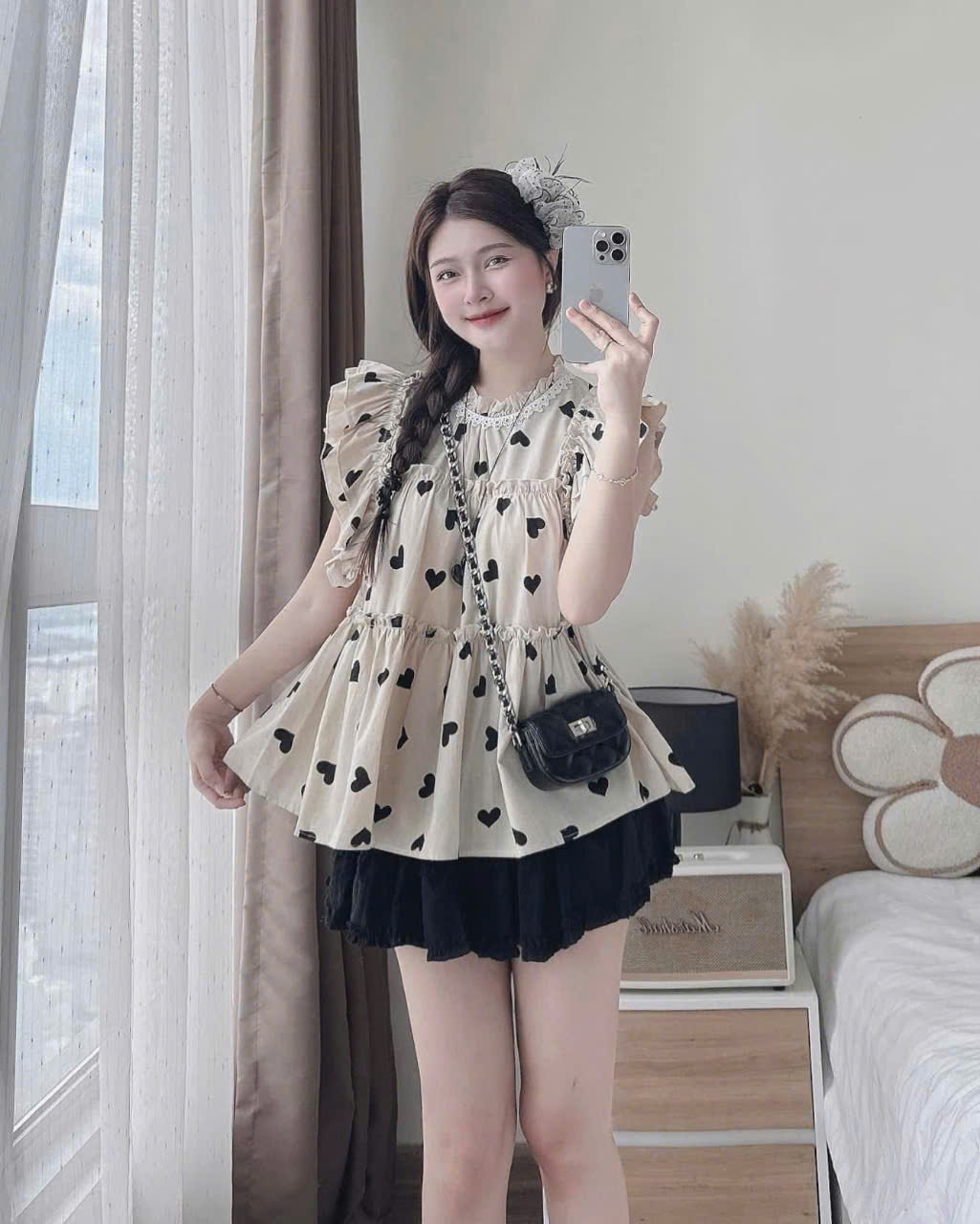 B544 -(GOM) SET ĐŨI TRÁI TIM CHÂN VÁY ĐEN