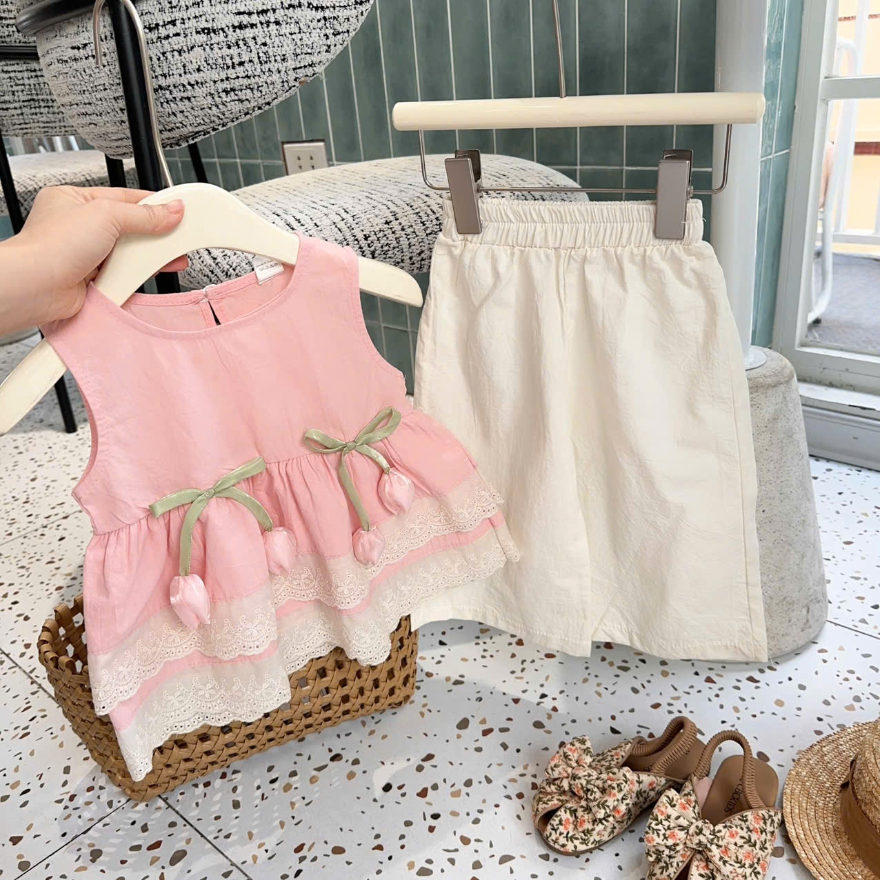 A945 - SET ÁO HỒNG BABYDOLL TULIP QUẦN ĐŨI BE KEM