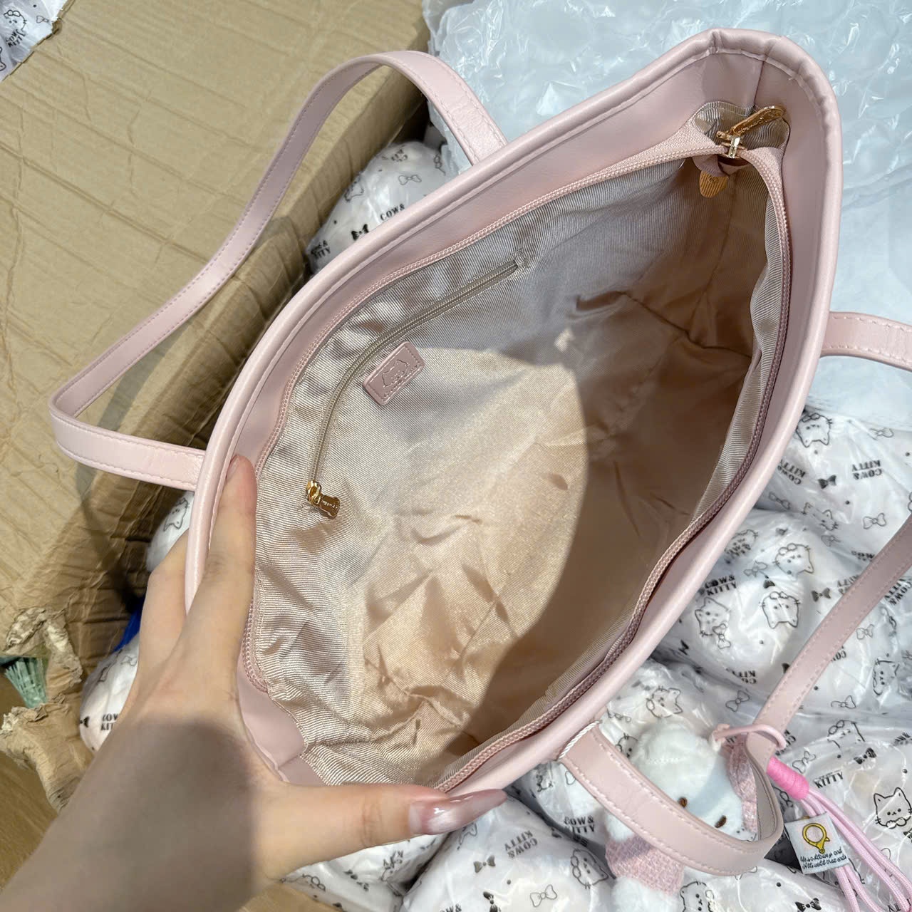 C78 - TÚI XÁCH KITTY PASTEL XANH HỒNG