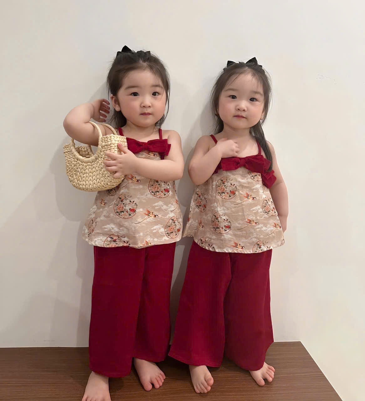 C303 - SET LỤA 2 DÂY NƠ NGỰC QUẦN ĐỎ
