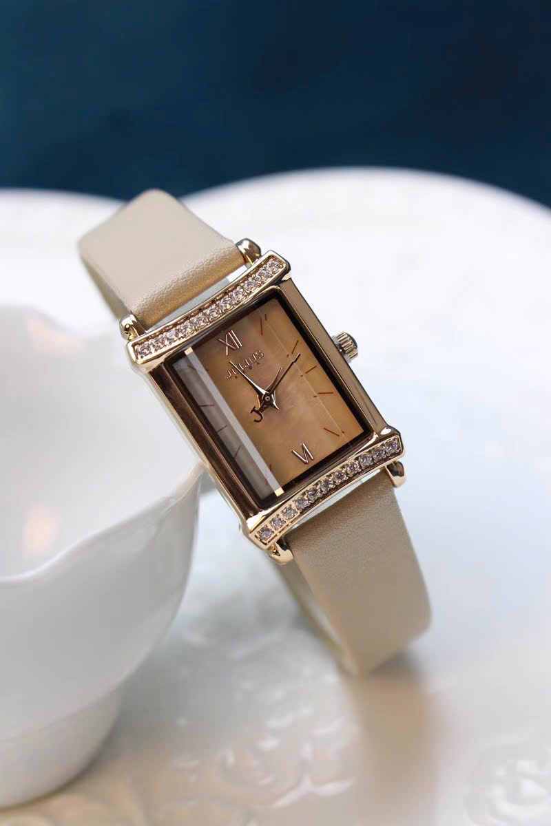 A946 - ĐỒNG HỒ JULIUS MẶT ĐÍNH ĐÁ CHỮ NHẬT